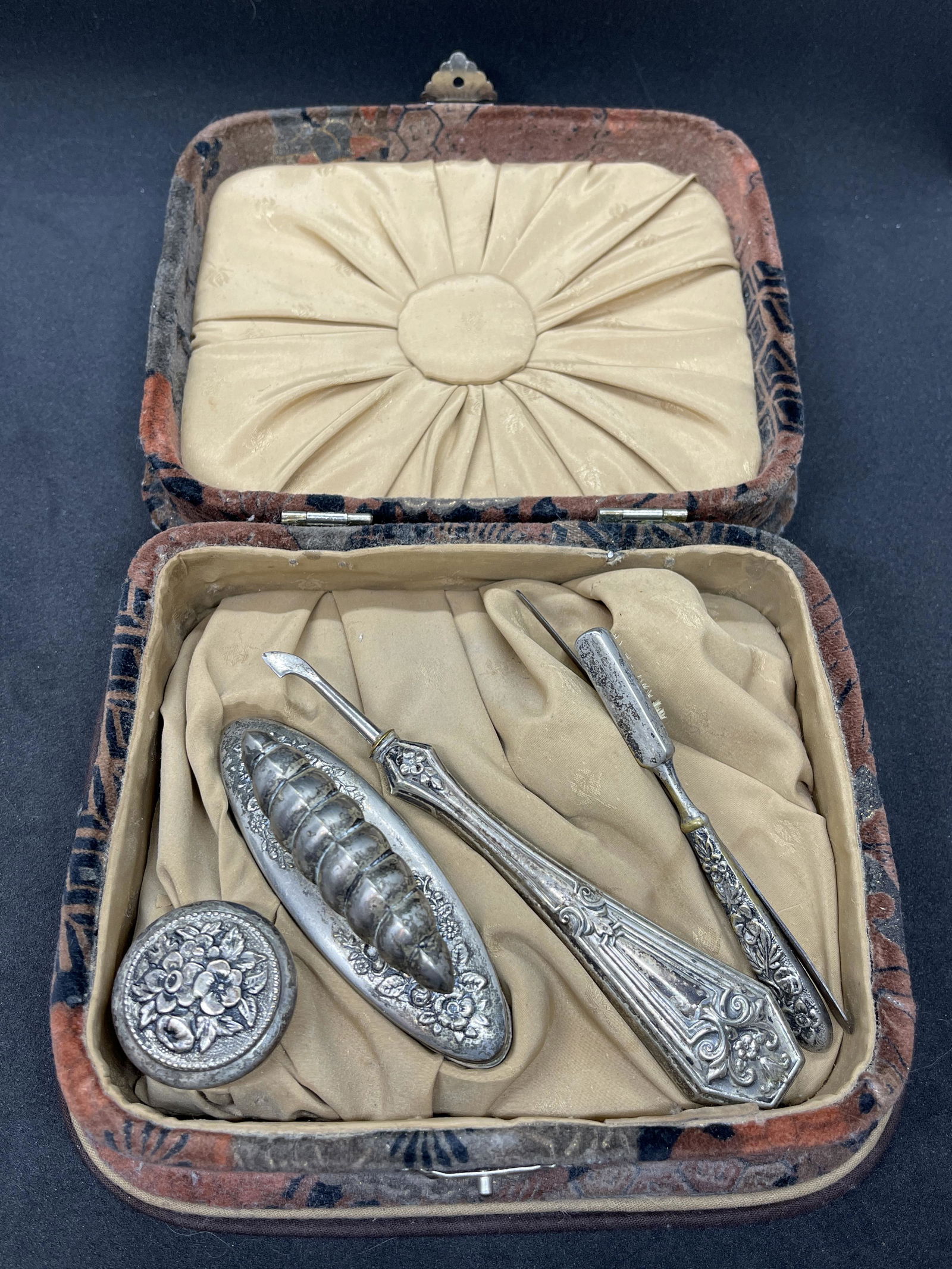 VICTORIAN STERLING SILVER PEDICURE SET W/ORIG. BOX (1 of 4)
