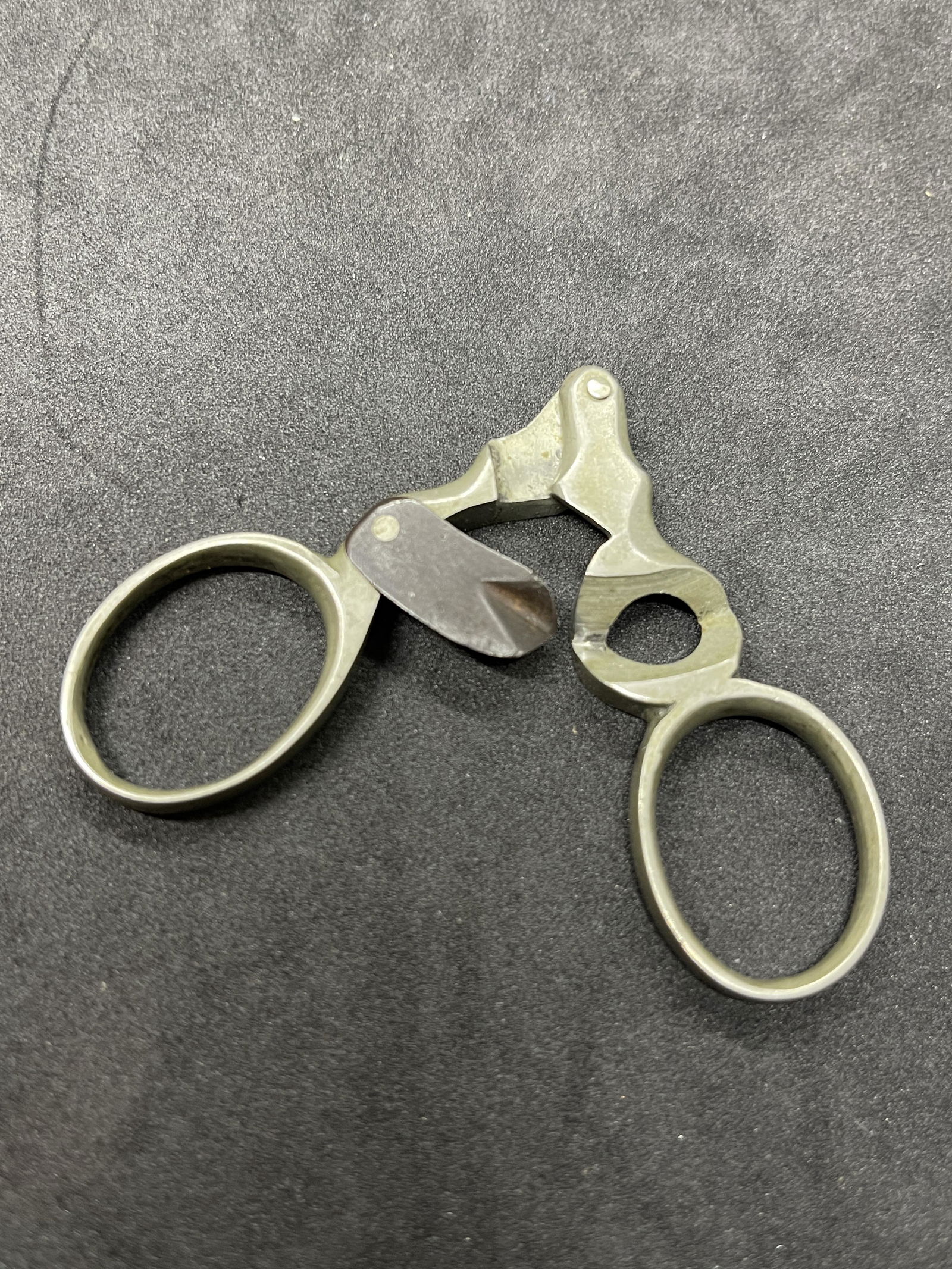 VICTORIAN EARLY PAIR OF CIGAR CUTTER (1 of 3)