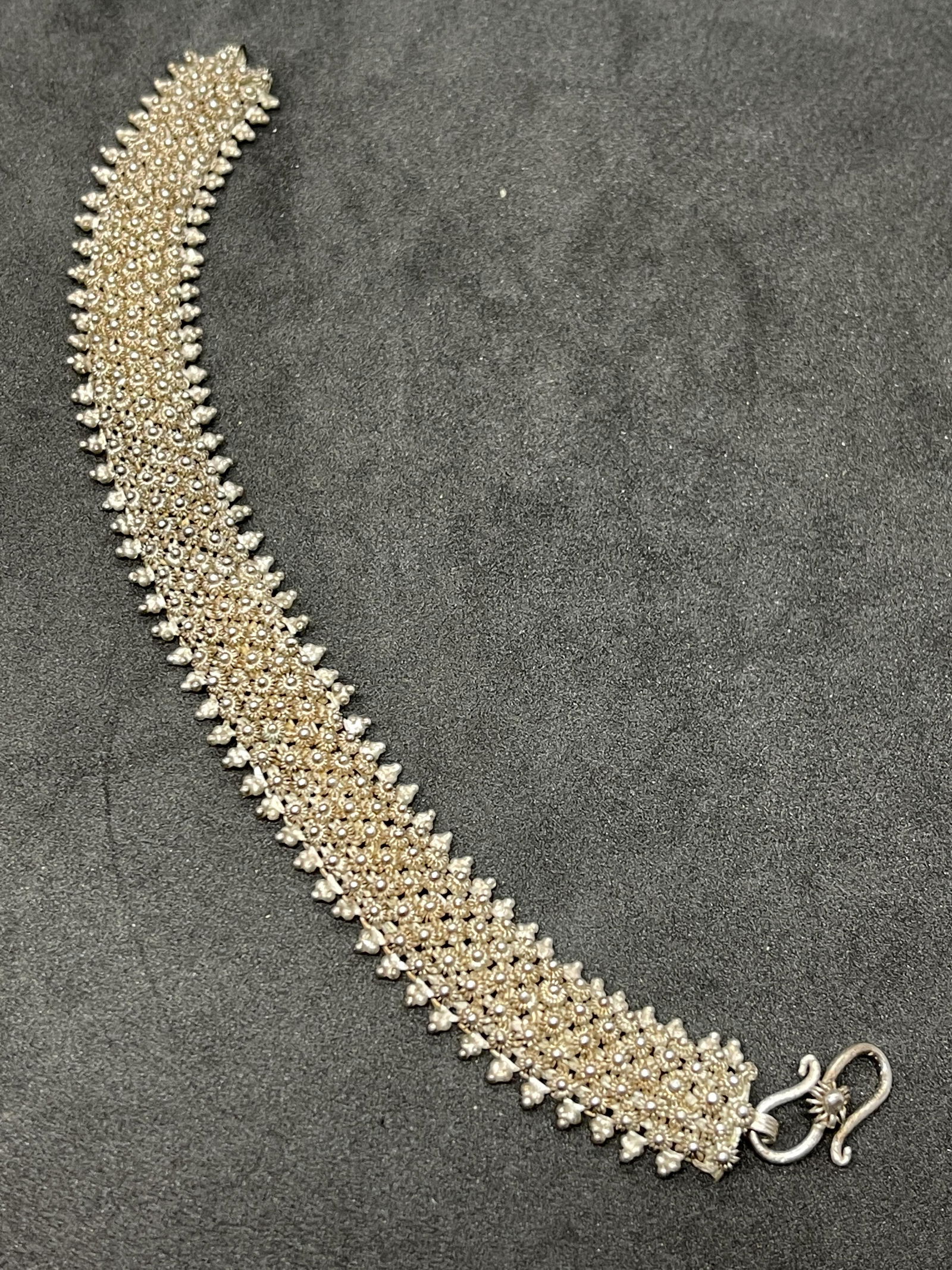 VICTORIAN STERLING SILVER LADIES FLEXIBLE BRACELET (1 of 3)
