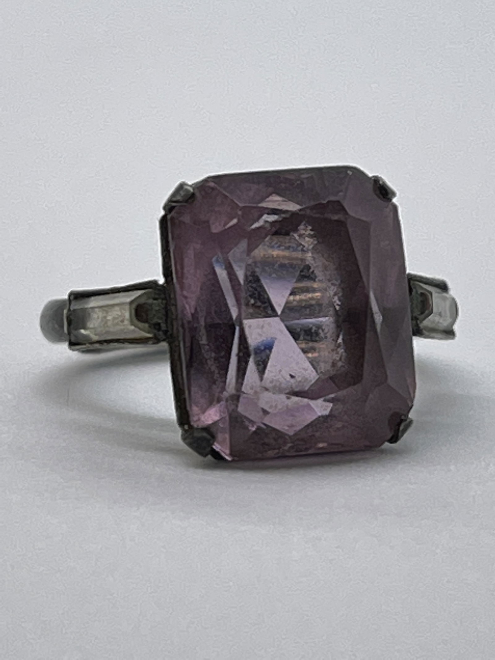 ART DECO STERLING SILVER 5 CT AMETHYST COCKTAIL RING (1 of 3)