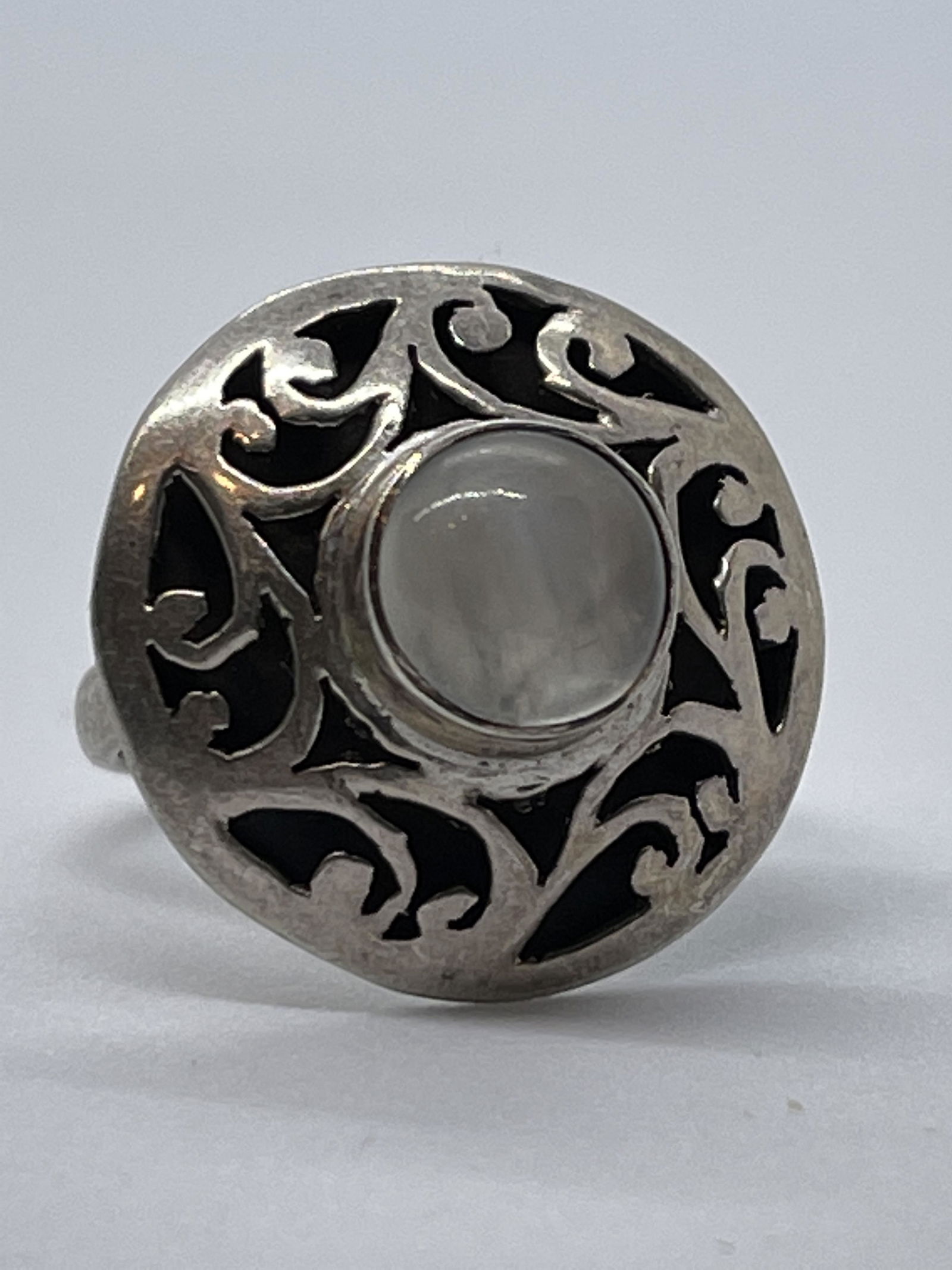 VINTAGE STERLING 2 CT WHITE MOONSTONE COCKTAIL RING SZ (1 of 3)