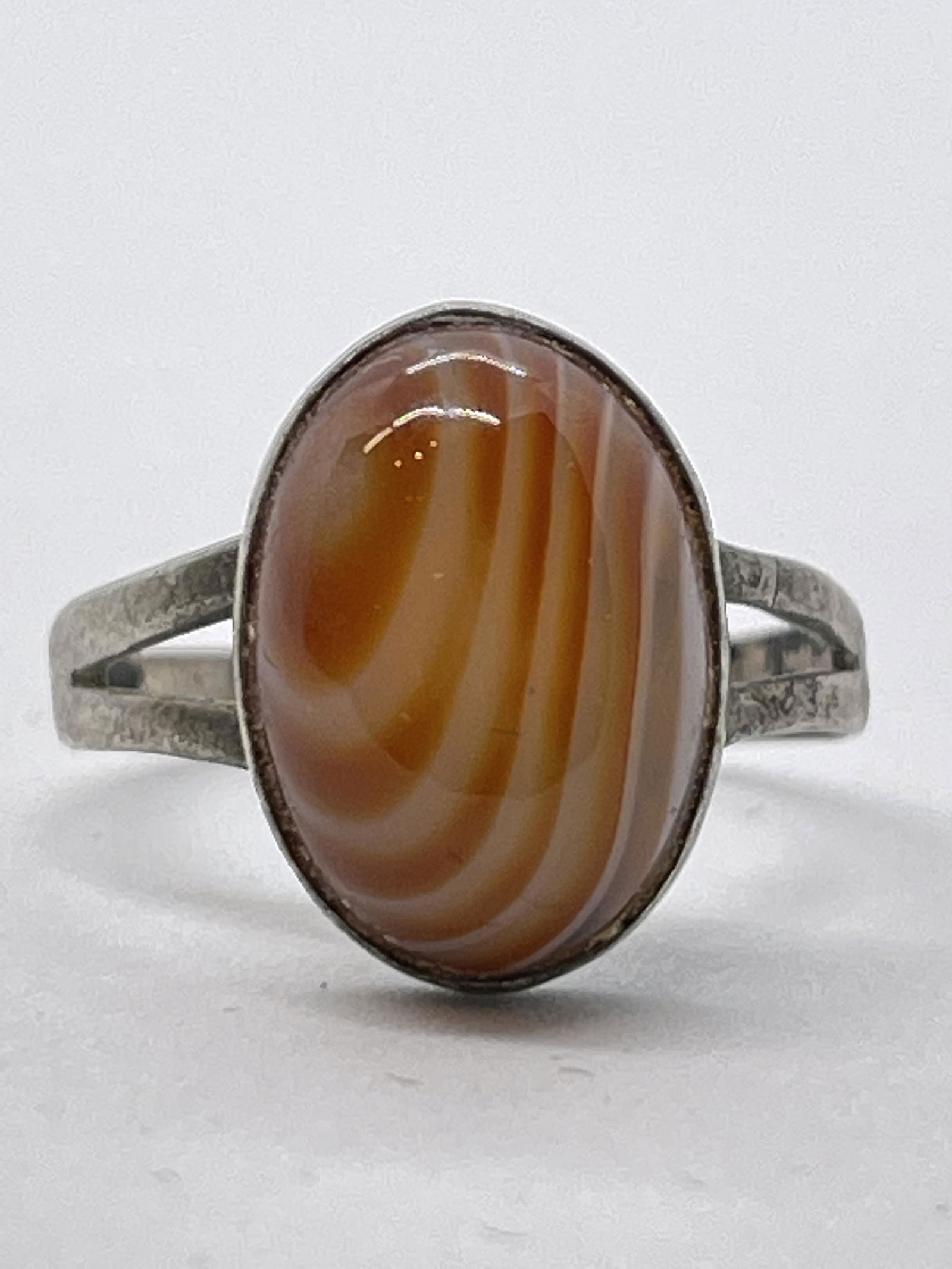 ANTIQUE STERLING SILVER ORANGE AGATE COCKTAIL RING (1 of 2)