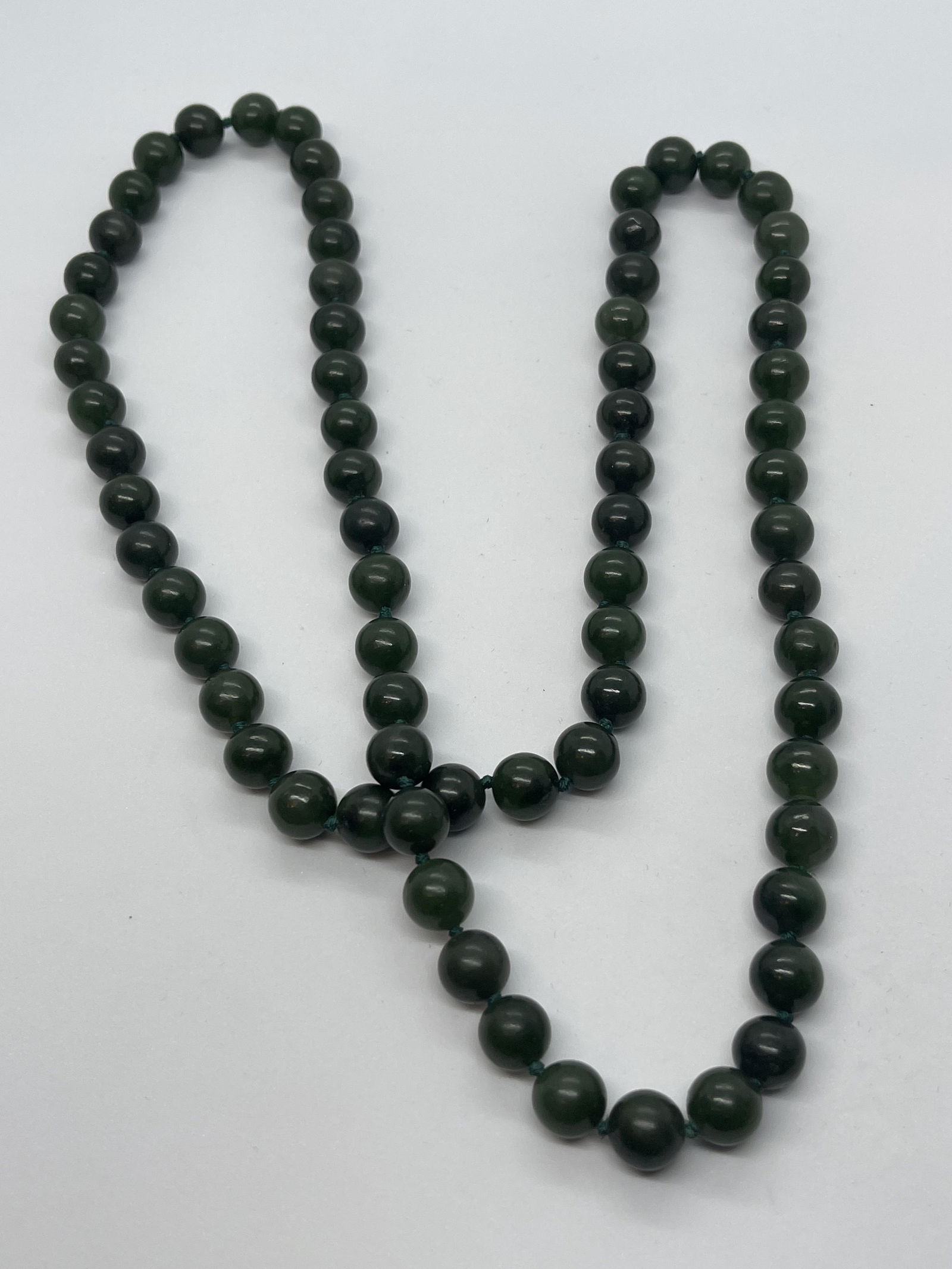 ANTIQUE GREEN NEPHRITE JADE LADIES COCKTAIL NECKLACE (1 of 5)