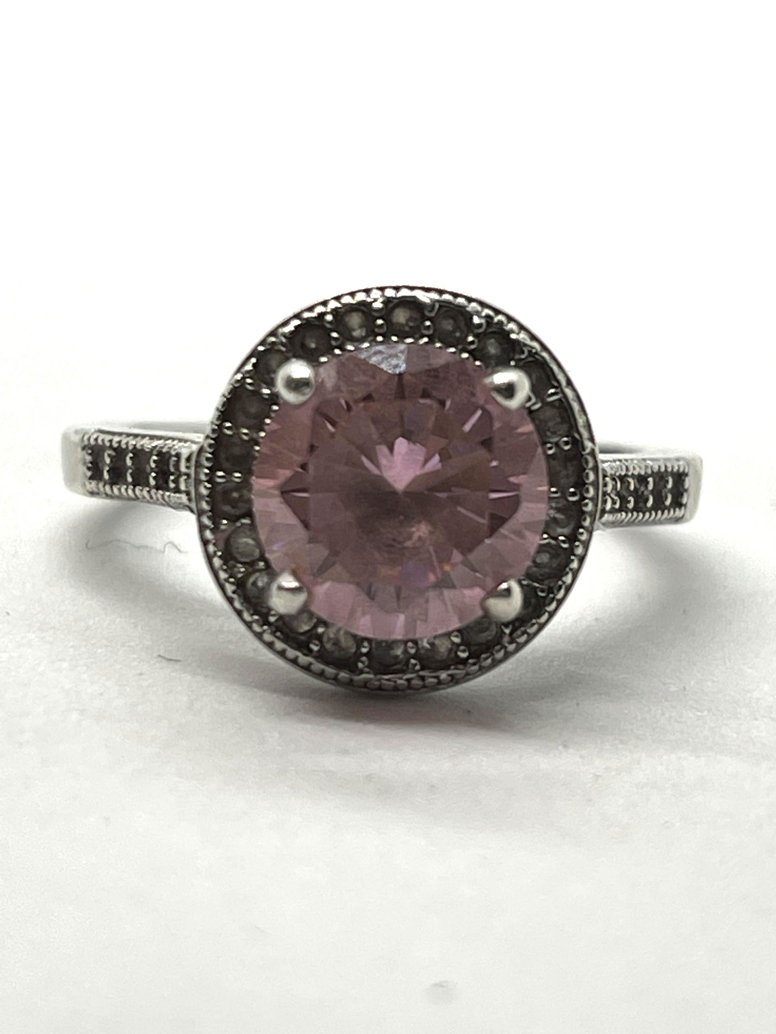 VTG. PINK STONE STERLING SILVER RING SZ 7.5 (1 of 2)