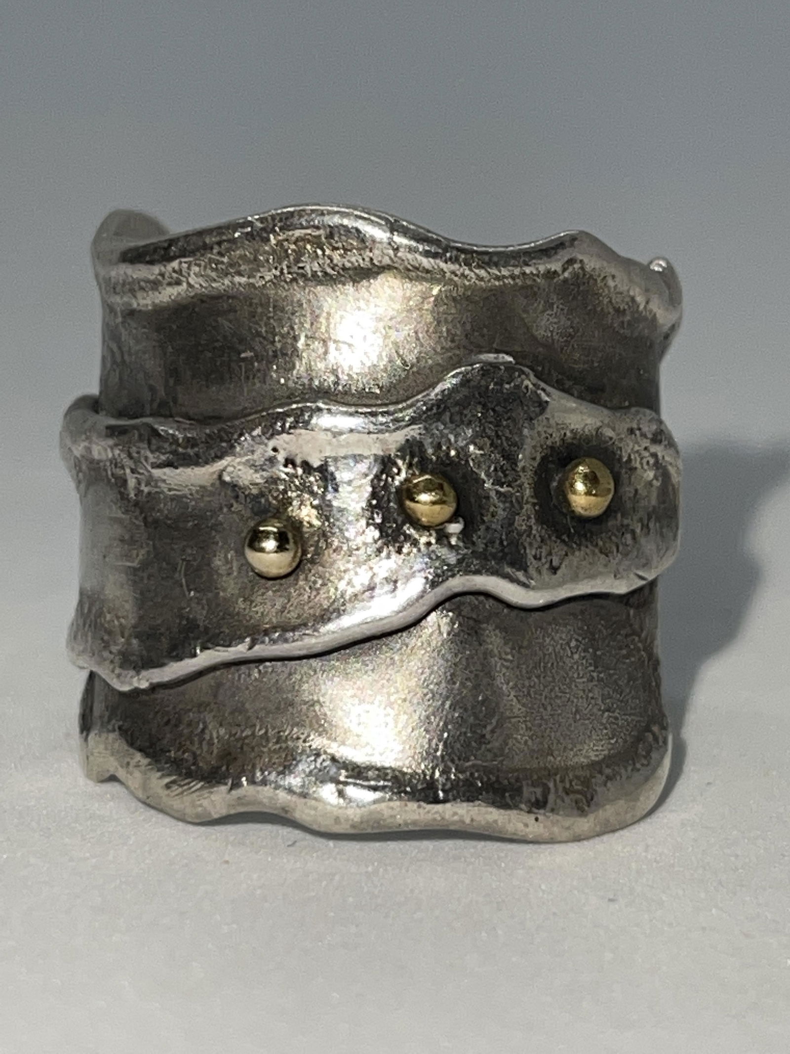 HAND-MADE STERLING SILVER & GOLD COCKTAIL BAND SZ 9 (1 of 2)