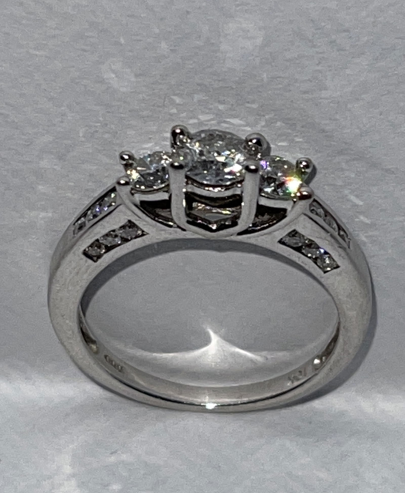 14K GOLD 1.0 TCW DIAMONDS PAST PRESENT FUTURE RING SZ 7 (1 of 5)