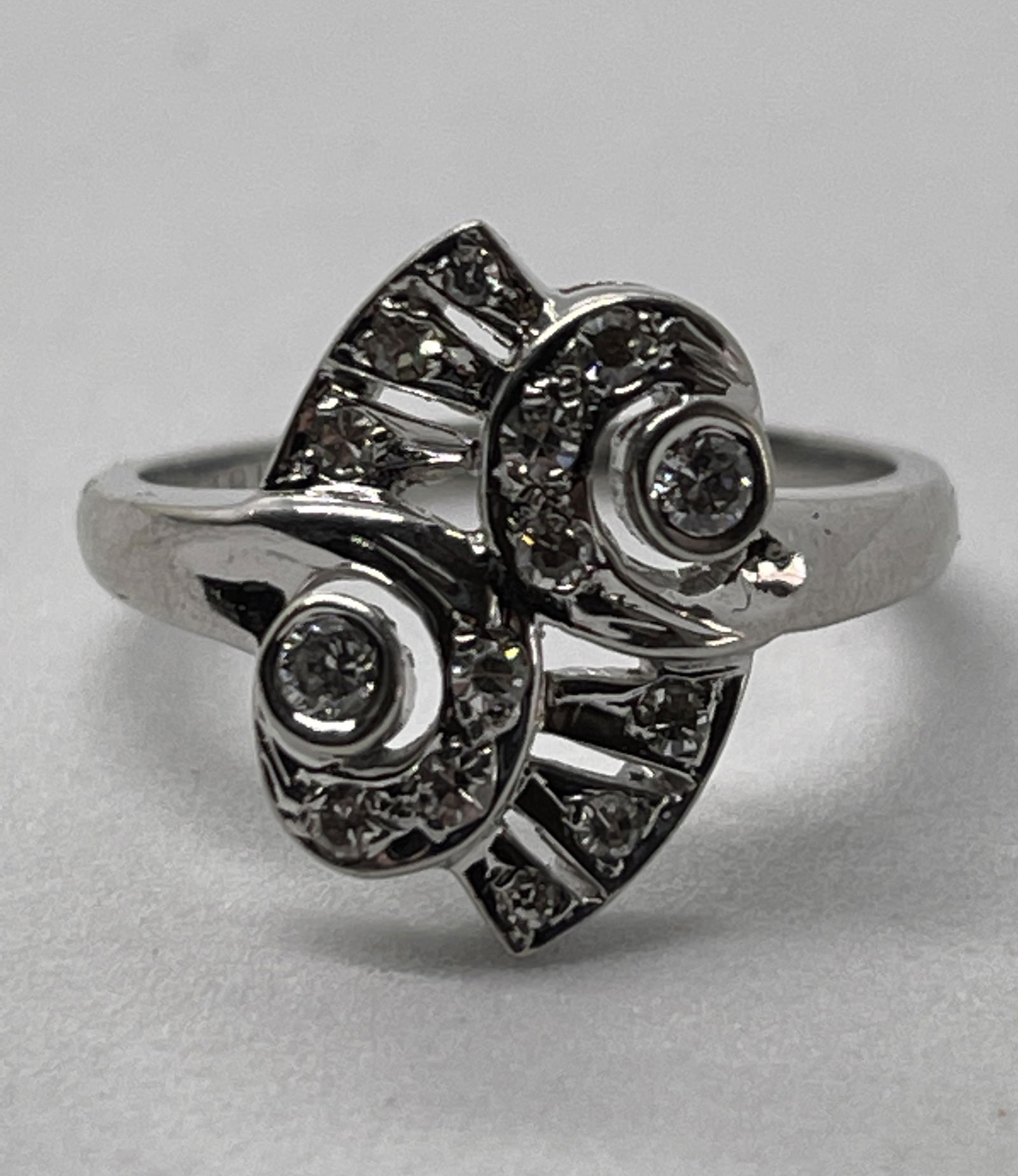 ART DECO 18K GOLD 0.25 TCW VS1,G DIAMONDS FILIGREE RING (1 of 3)