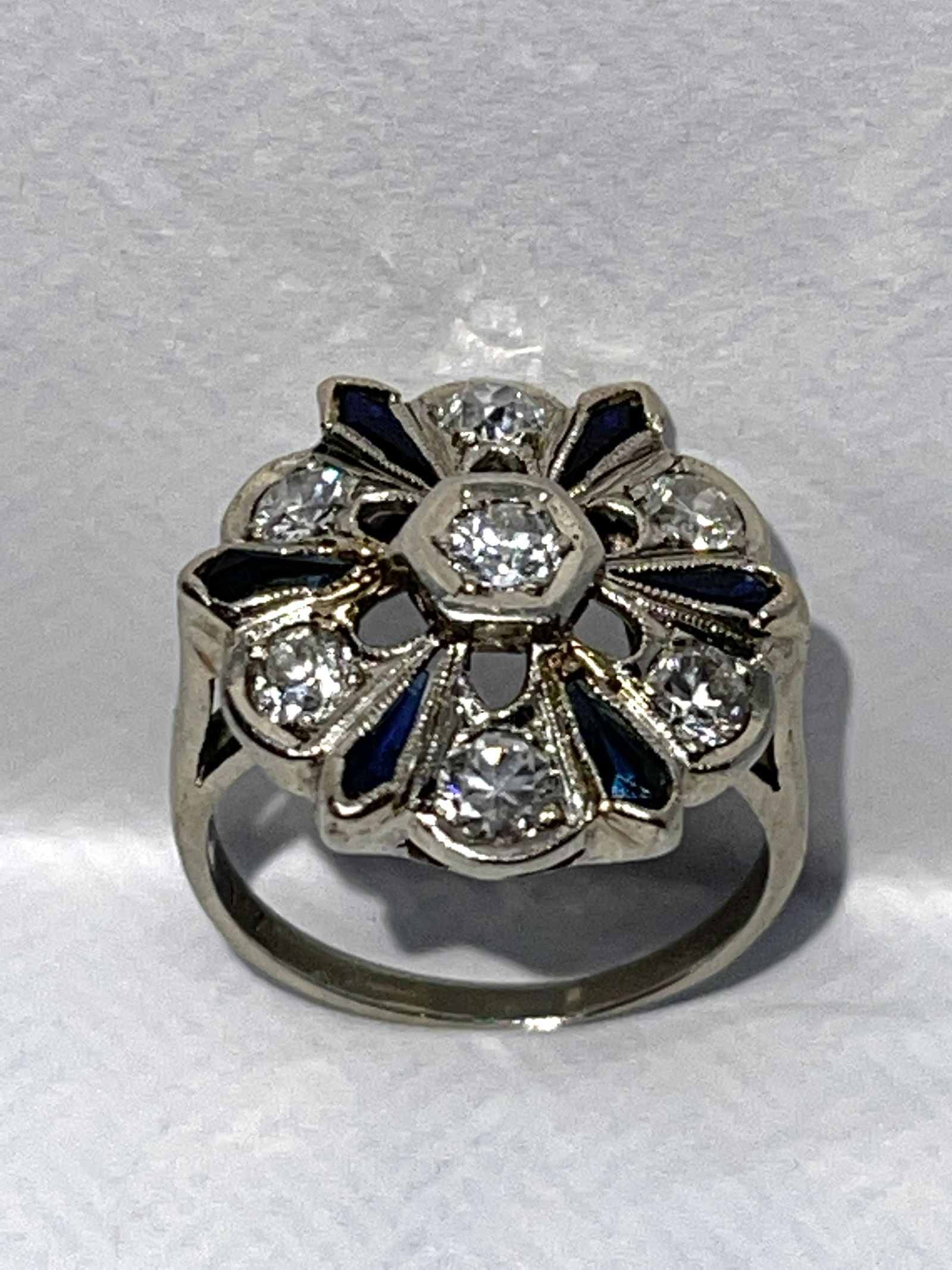 ART DECO 14K GOLD 1.75 TCW DIAMONDS & SAPPHIRE RING SZ (1 of 4)