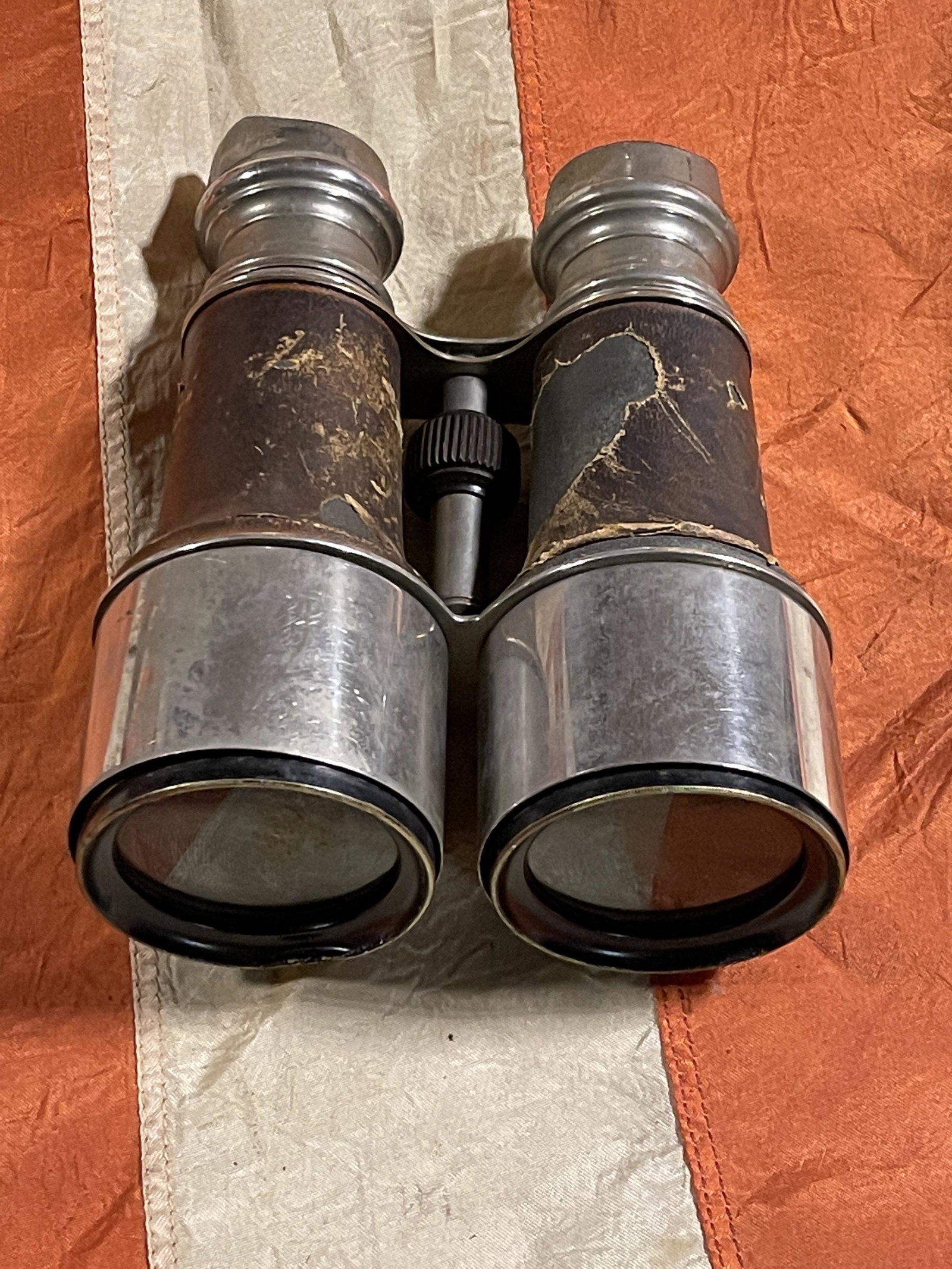 RARE CIVIL WAR CONFEDERATE WARRIOR BINOCULARS: RARE CIVIL WAR CONFEDERATE WARRIOR BINOCULARS. IN GOOD OVERALL SHAPE AND CONDITION. A GREAT FIND AND AN EXCELLENT ADDITION TO YOUR COLLECTION.