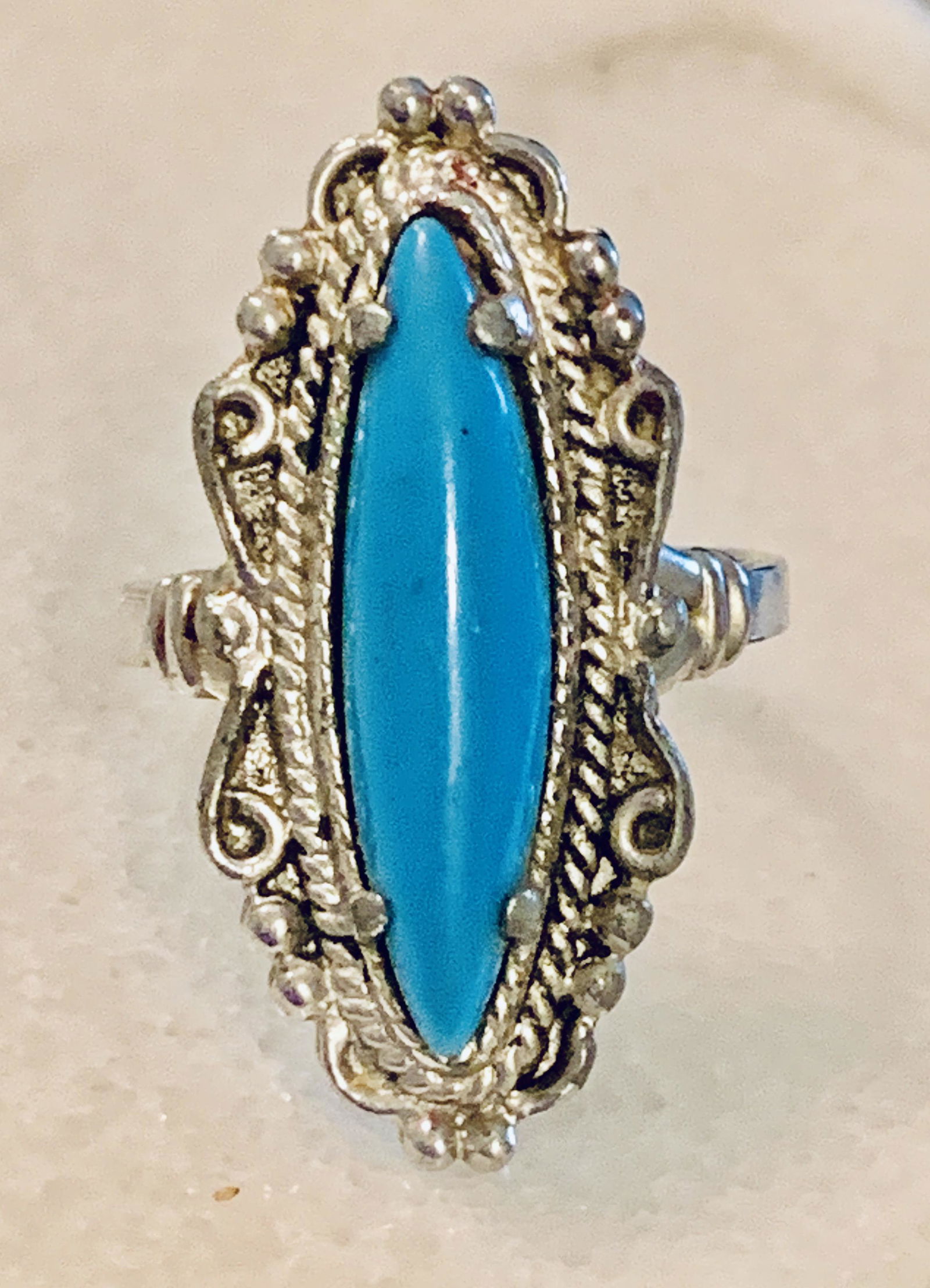 NATIVE AMERICAN STERLING SILVER TURQUOISE RING SZ 8.5 (1 of 5)