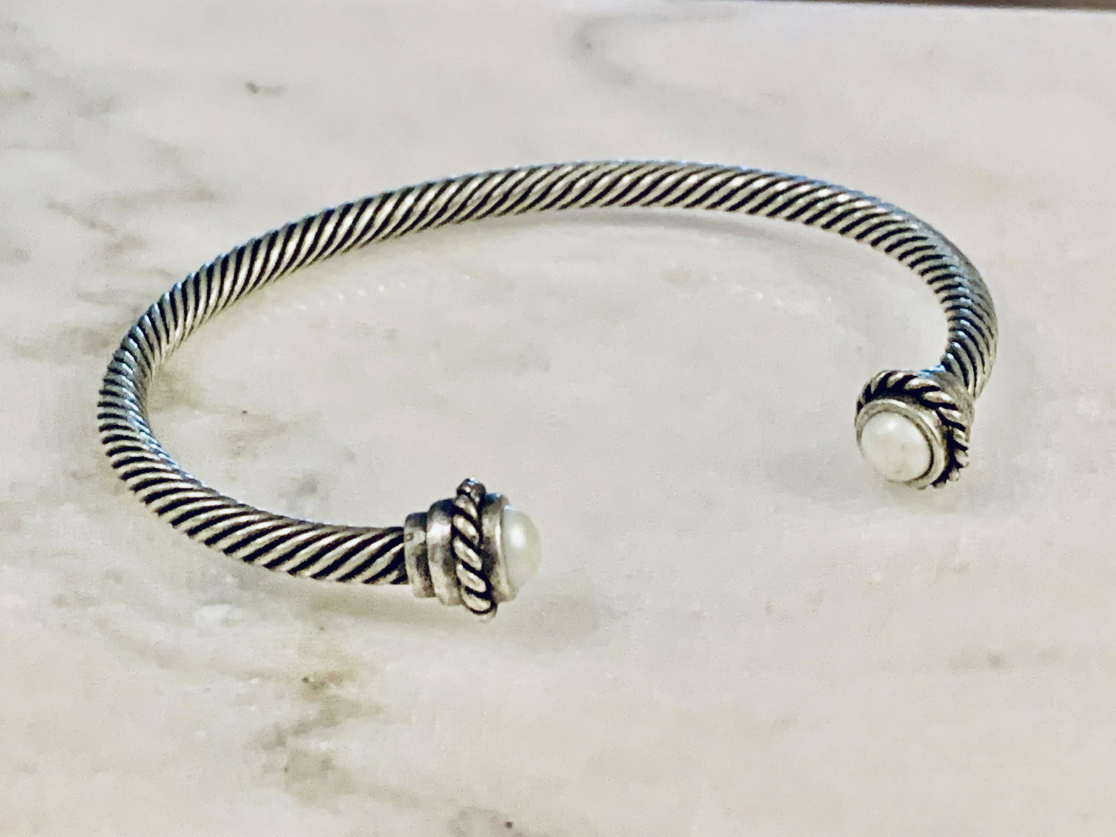 DAVID YURMAN MOTIF STERLING SILVER MABE PEARL BRACELET (1 of 4)