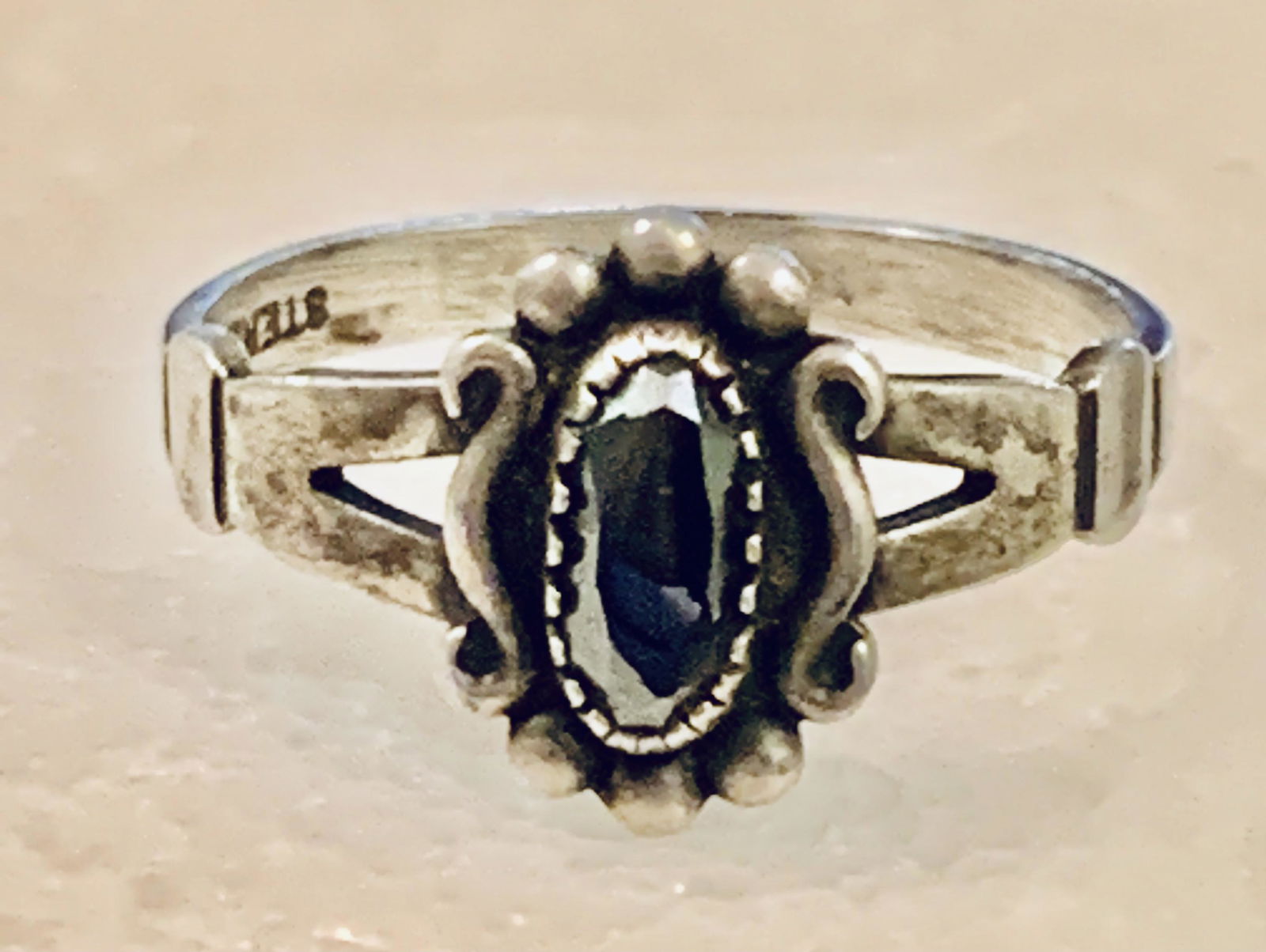 STERLING SILVER BLACK ONYX COCKTAIL RING SZ 7.5 (1 of 5)