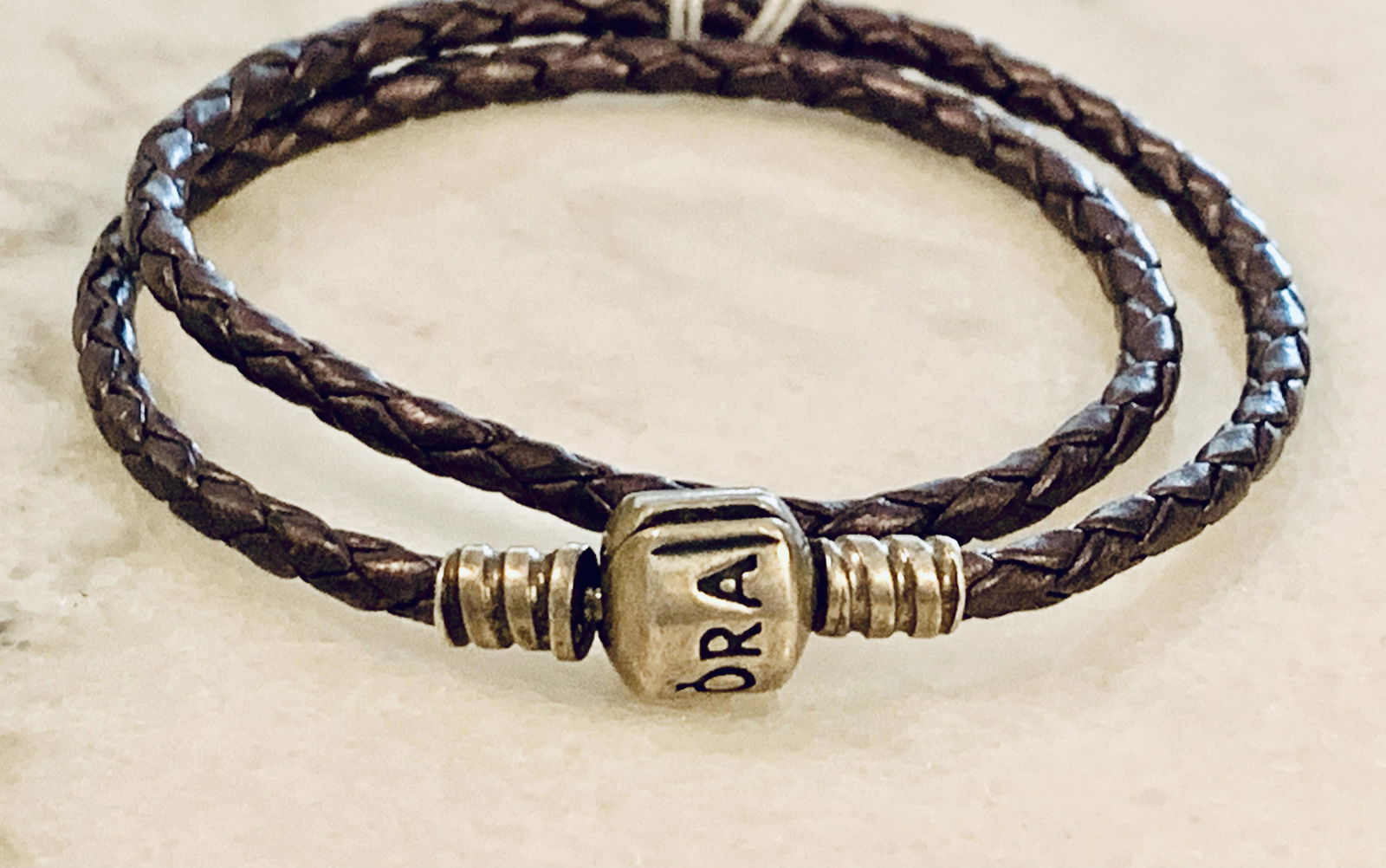 VINTAGE PANDORA STERLING SILVER LEATHER BRACELET (1 of 4)