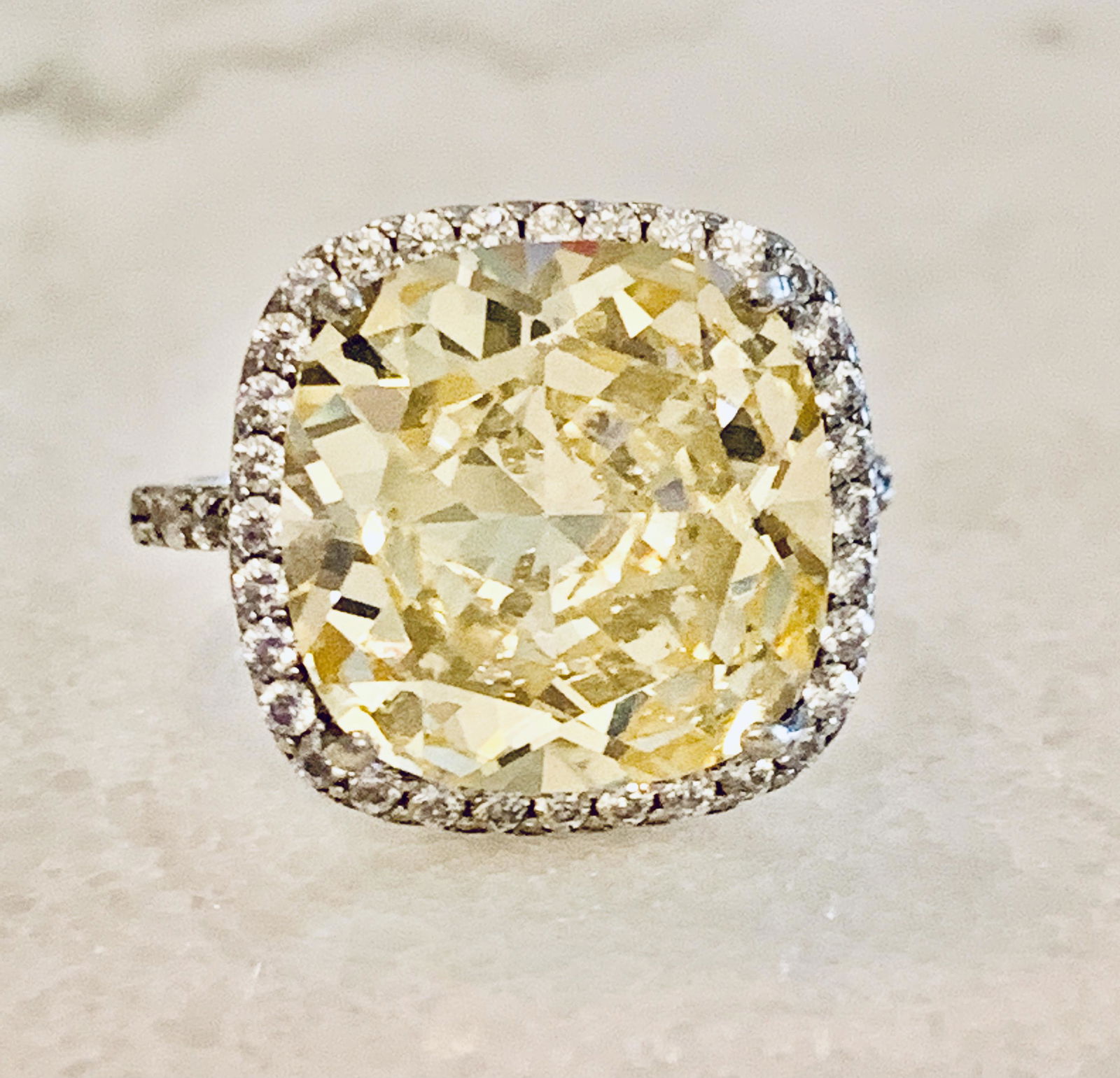 STERLING SILVER YELLOW GEMSTONE COCKTAIL RING SZ 7.5 (1 of 8)