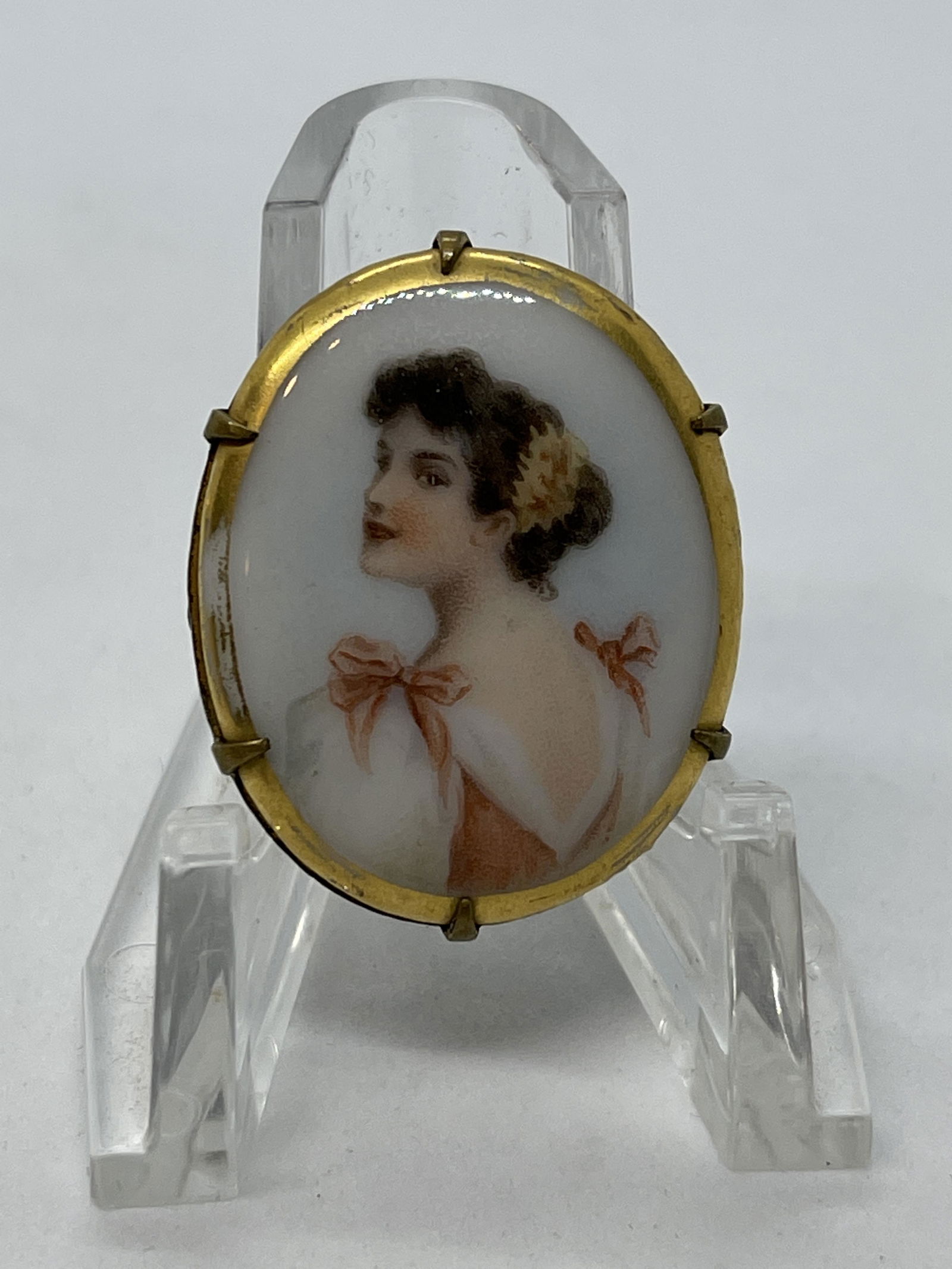 VICTORIAN GOLD FILLED BROOCH (1 of 2)