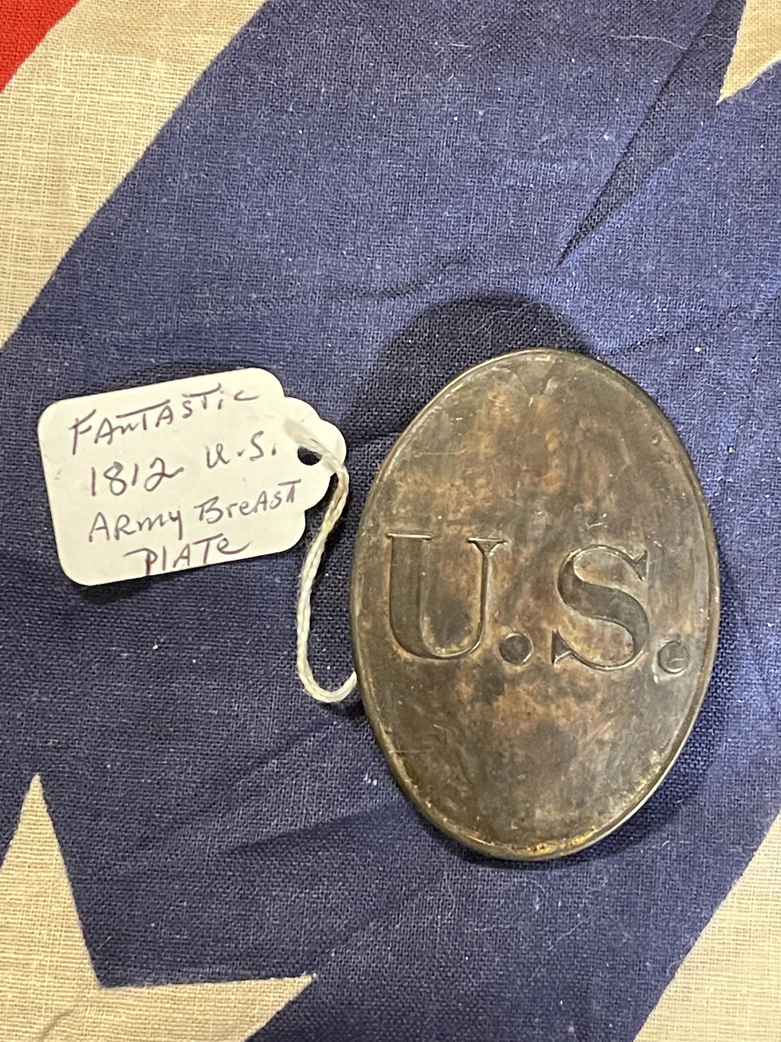 ANTIQUE 1812 U.S. ARMY BREAST PLATE: ANTIQUE 1812 U.S. ARMY BREAST PLATE. IN GOOD OVERALL SHAPE AND CONDITION. PLEASE VIEW ALL DETAILED PICTURES. A GREAT FIND AND AN EXCELLENT ADDITION TO YOUR COLLECTION.