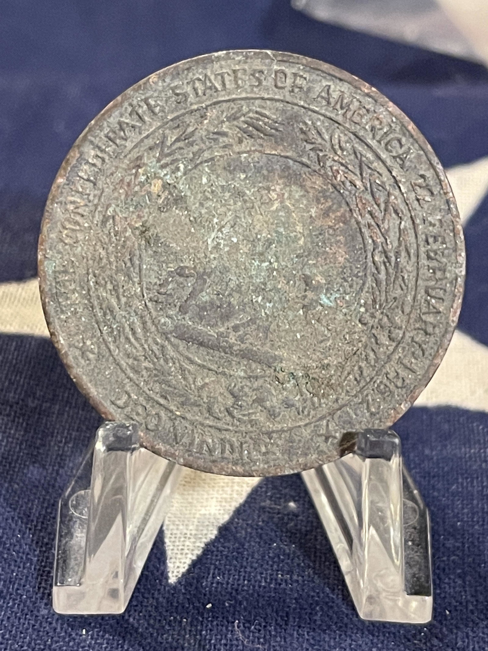 RARE DUG CIVIL WAR CONFEDERATE C.S. MEDAL: RARE DUG CIVIL WAR CONFEDERATE C.S. MEDAL. PLEASE VIEW PICTURES. VERY UNUSUAL FIND.