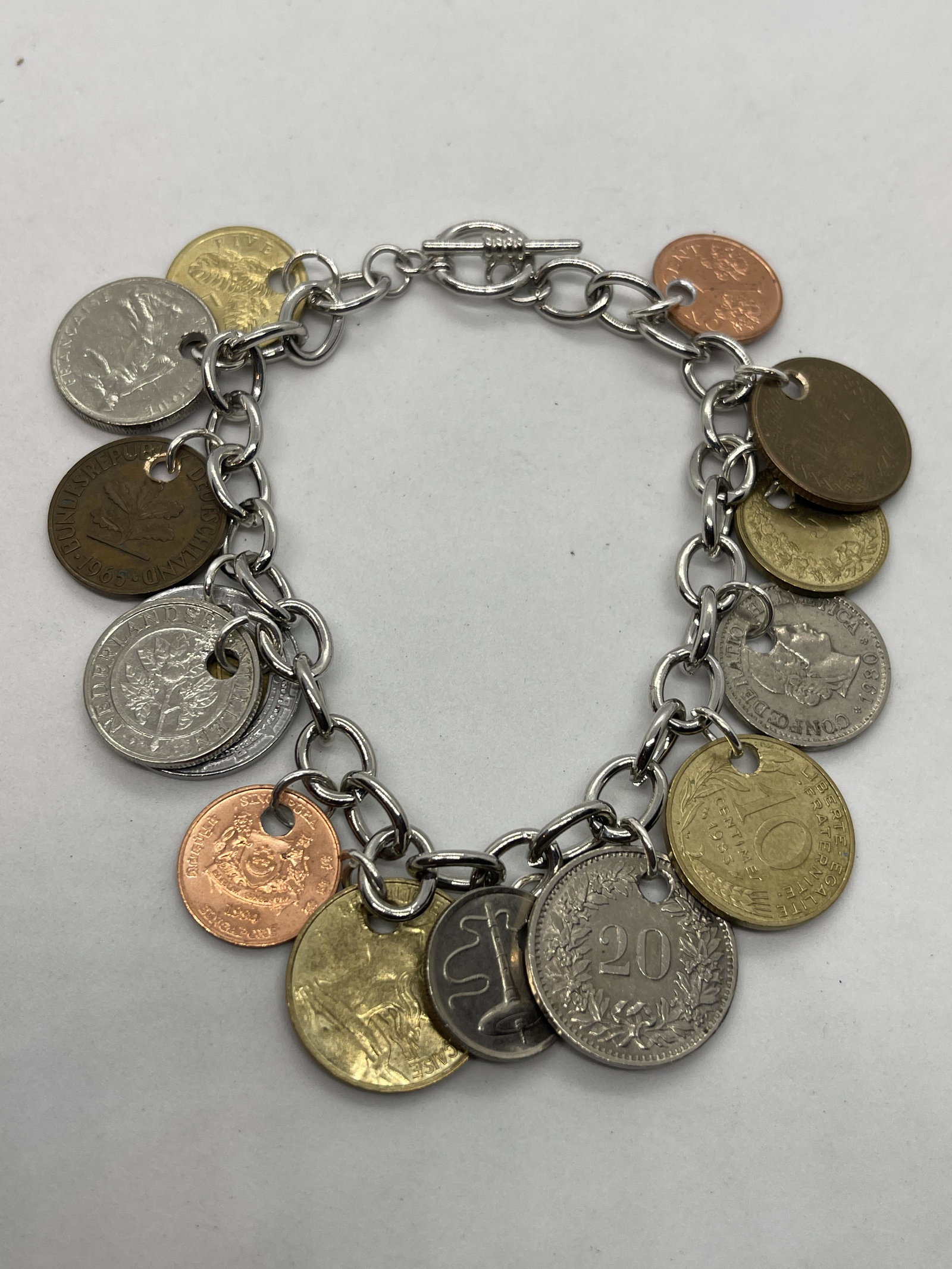 COLLECTIBLE RARE FOREIGN COINS COCKTAIL BRACELET (1 of 4)