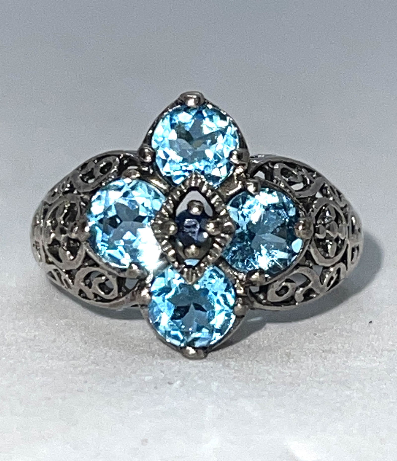 ART DECO STERLING SILVER BLUE STONES FILIGREE RING SZ 6 (1 of 2)