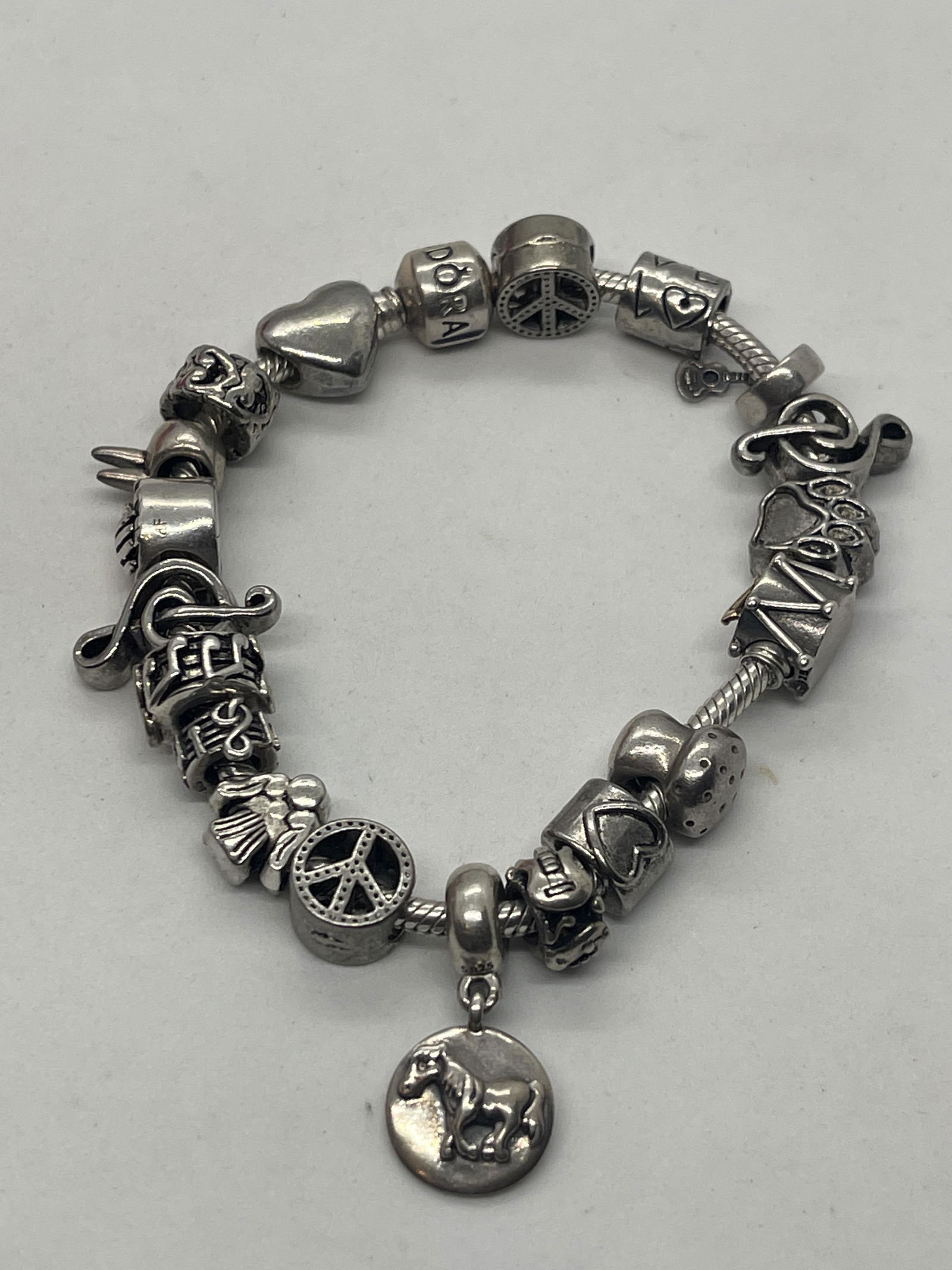 LOADED PANDORA STERLING SILVER RETIRED CHARMS BRACELET (1 of 7)
