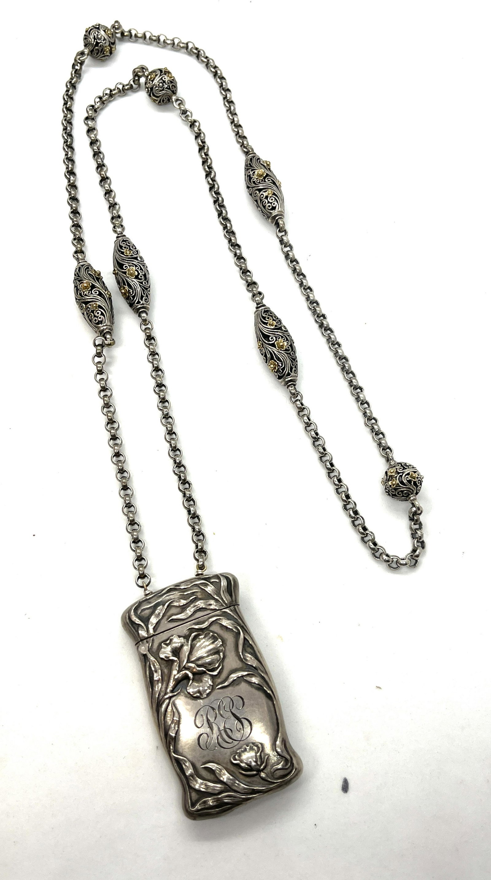 RARE CIVIL WAR STERLING MATCH CASE WITH CHAIN: RARE CIVIL WAR STERLING MATCH CASE WITH CHAIN. A VERY RARE FIND. THIS WEIGHS 96.7 GRAMS. IT IS IN MINT OVERALL SHAPE AND CONDITION. HAS A GREAT LOOK TO IT WITH AN EXCELLENT OVERALL EYE APPEAL. IT IS F