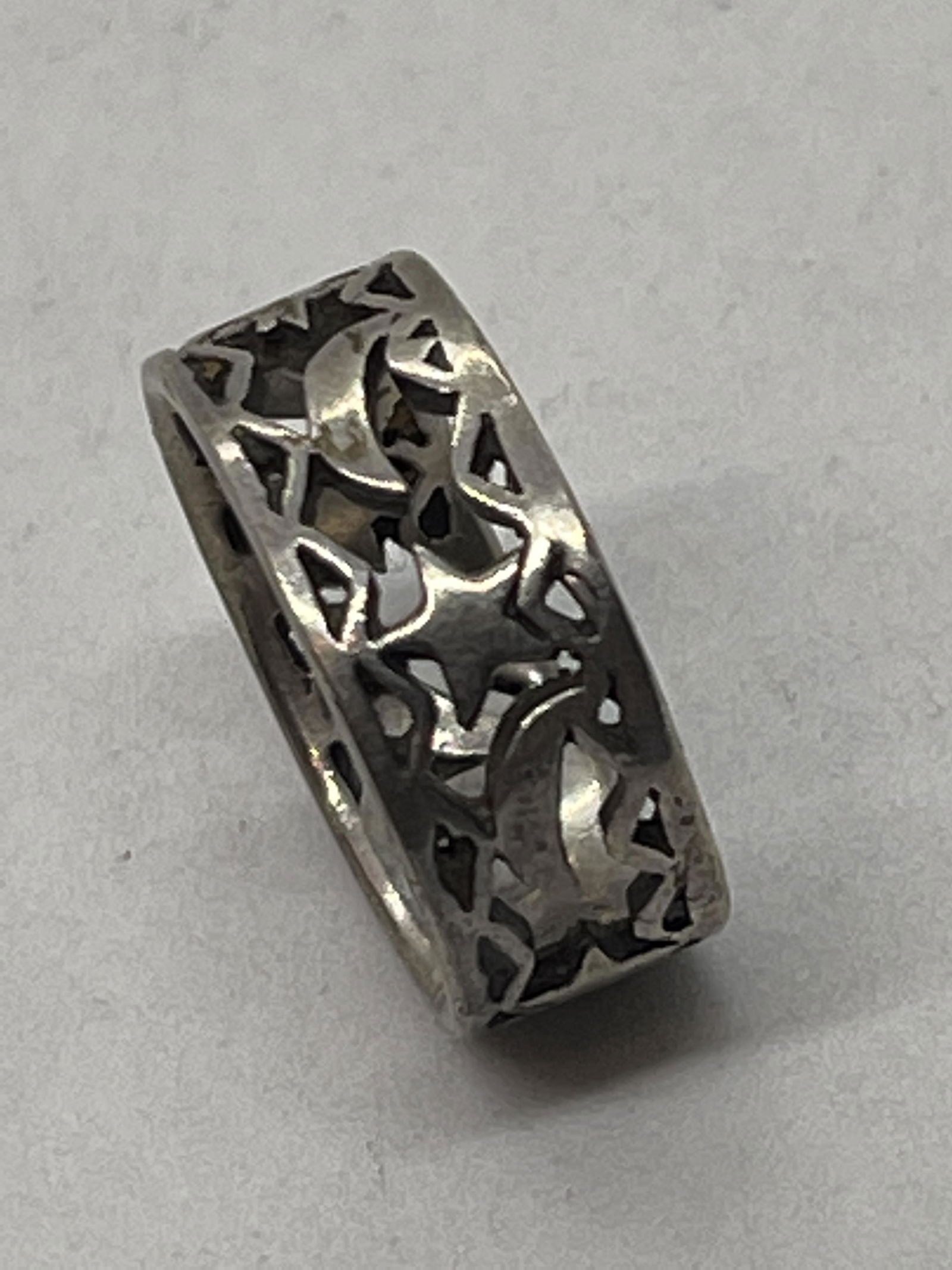 ANTIQUE TWINKLE STAR MOTIF STERLING SILVER BAND SZ 6 (1 of 2)
