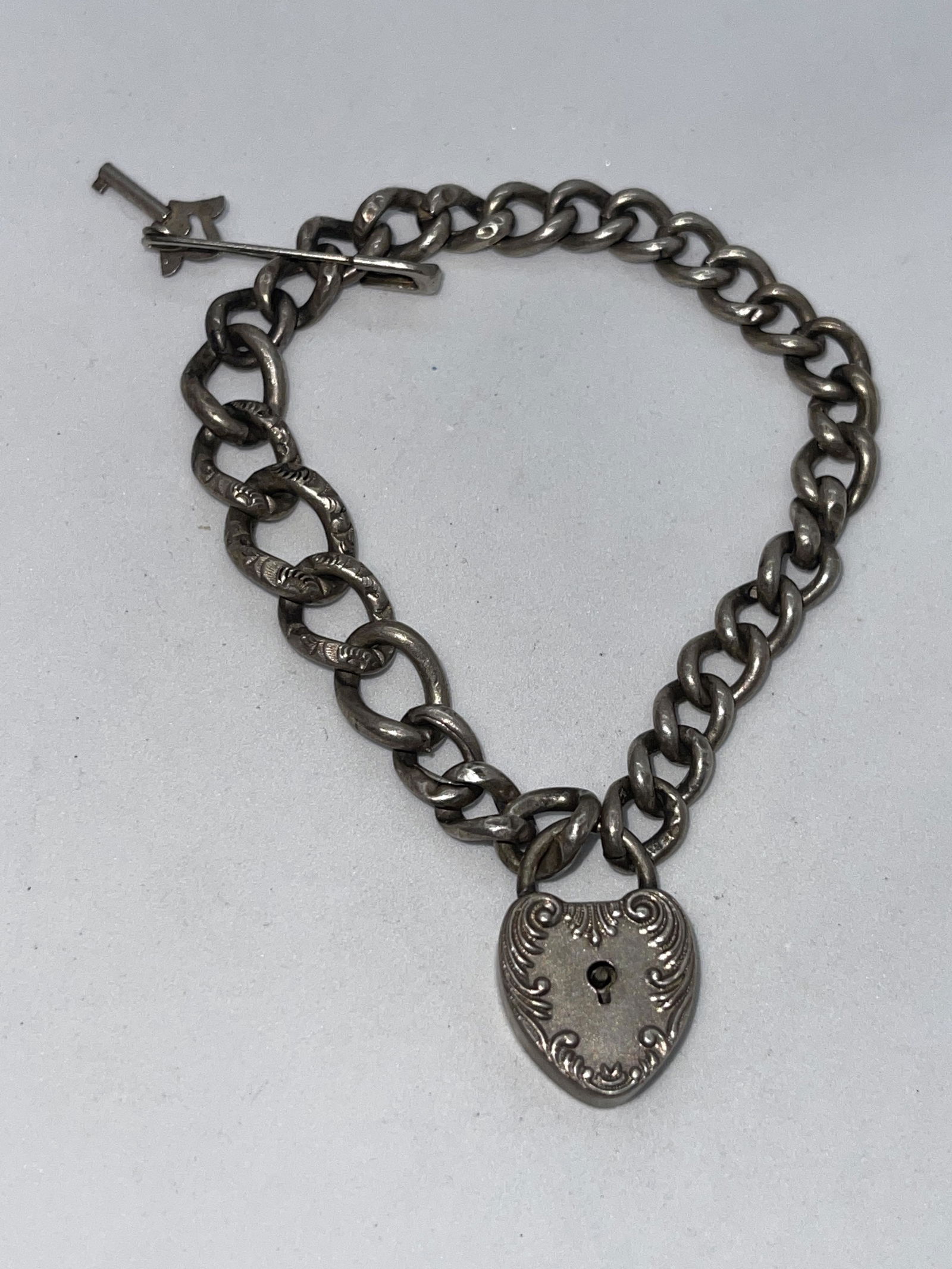 ANTIQUE STERLING VICTORIAN TIFFANY STYLE LOCK BRACELET (1 of 4)