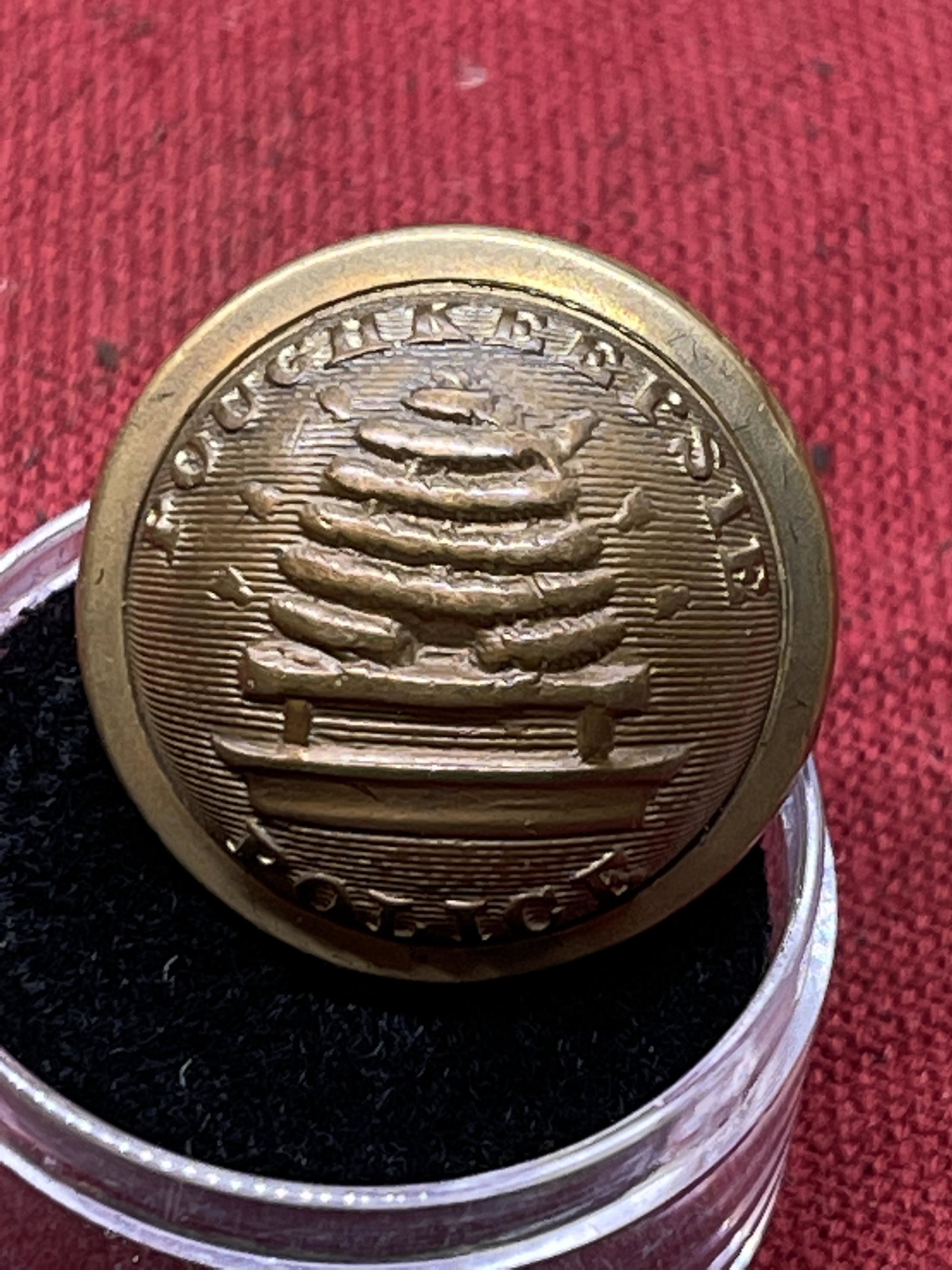 1800'S POUGHKEEPSIE NYC DOME SHAPED BEEHIVE POLICE: 1800'S POUGHKEEPSIE NYC DOME SHAPED BEEHIVE POLICE BUTTON. THIS COAT BUTTON IS MADE BY WATERBURY BUTTON CO. IN MINT OVERALL SHAPE AND CONDITION WITH A BEAUTIFUL OVERALL PATINA. THIS BUTTON IS A RARE F