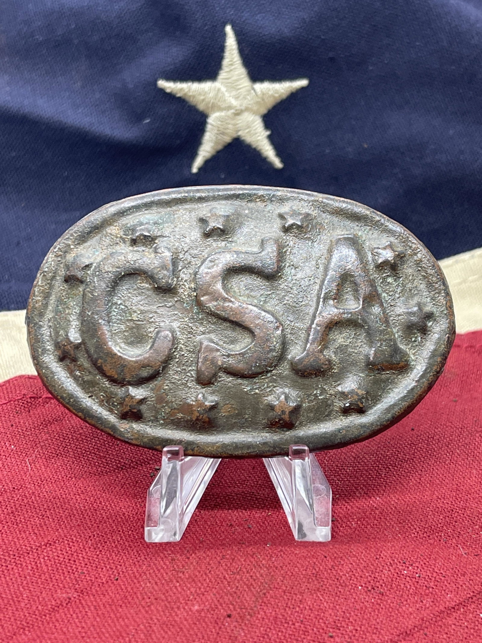 VERY RARE CIVIL WAR CONFEDERATE CSA BELT BUCKLE: VERY RARE CIVIL WAR CONFEDERATE CSA BELT BUCKLE. IN MINT OVERALL SHAPE AND CONDITION WITH A BEAUTIFUL OVERALL PATINA. HAS A GREAT LOOK TO IT WITH AN EXCELLENT OVERALL EYE APPEAL. PLEASE VIEW ALL DETAI