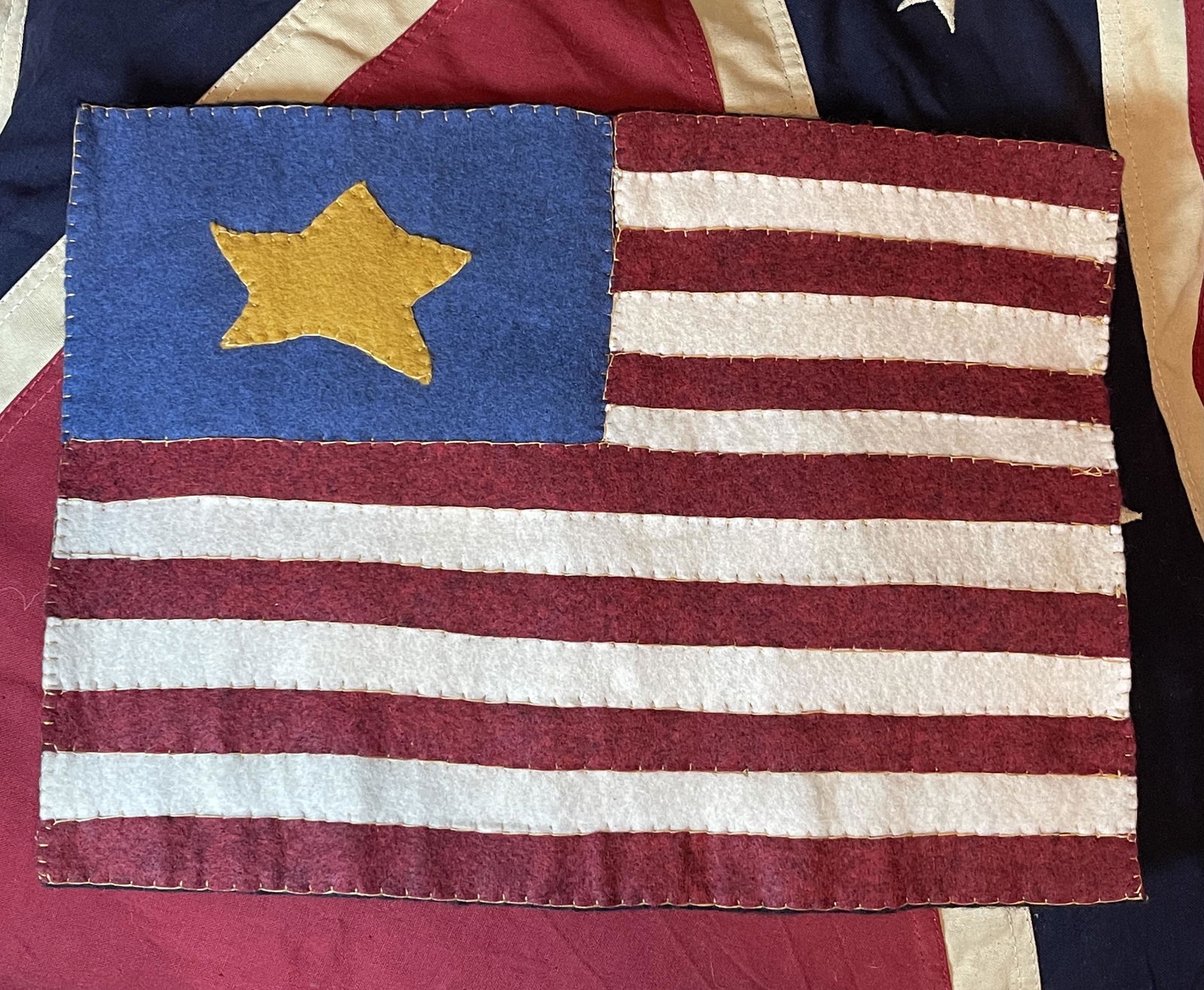RARE CIVIL WAR FLORIDA HAND-MADE FLAG: RARE CIVIL WAR FLORIDA HAND-MADE FLAG. A VERY RARE FIND. THIS FLAG IS IN MINT OVERALL SHAPE AND CONDITION WITH A BEAUTIFUL OVERALL PATINA. HAS A GREAT LOOK TO IT WITH AN EXCELLENT OVERALL EYE APPEAL.