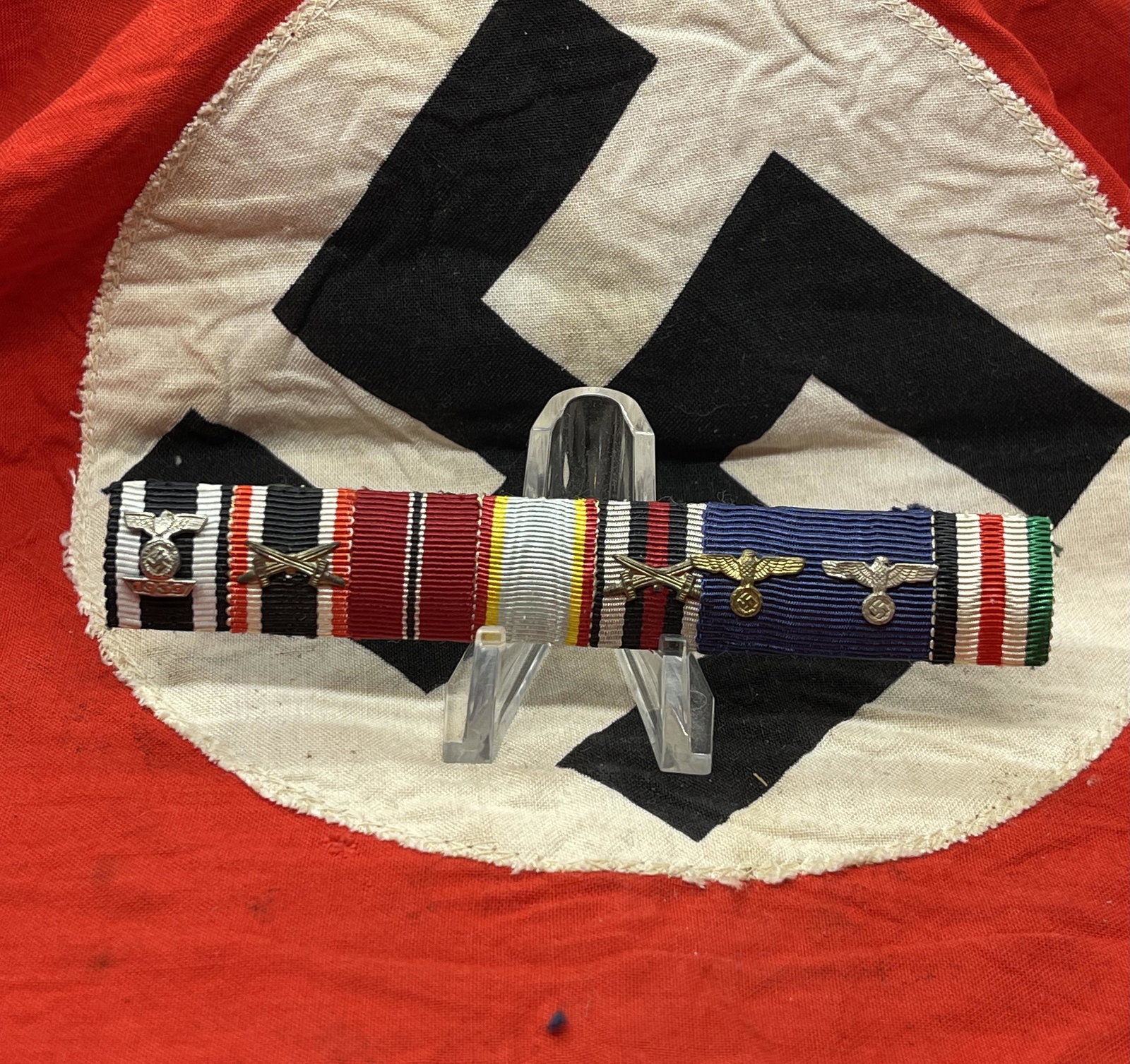 RARE WW2 GERMAN NAZI UNIFORM CLASP W/PINS: RARE WW2 GERMAN NAZI UNIFORM CLASP W/PINS. A RARE FIND. IN MINT OVERALL SHAPE AND CONDITION WITH A BEAUTIFUL OVERALL PATINA. HAS A GREAT LOOK TO IT WITH AN EXCELLENT OVERALL EYE APPEAL. WAS BROUGHT BA