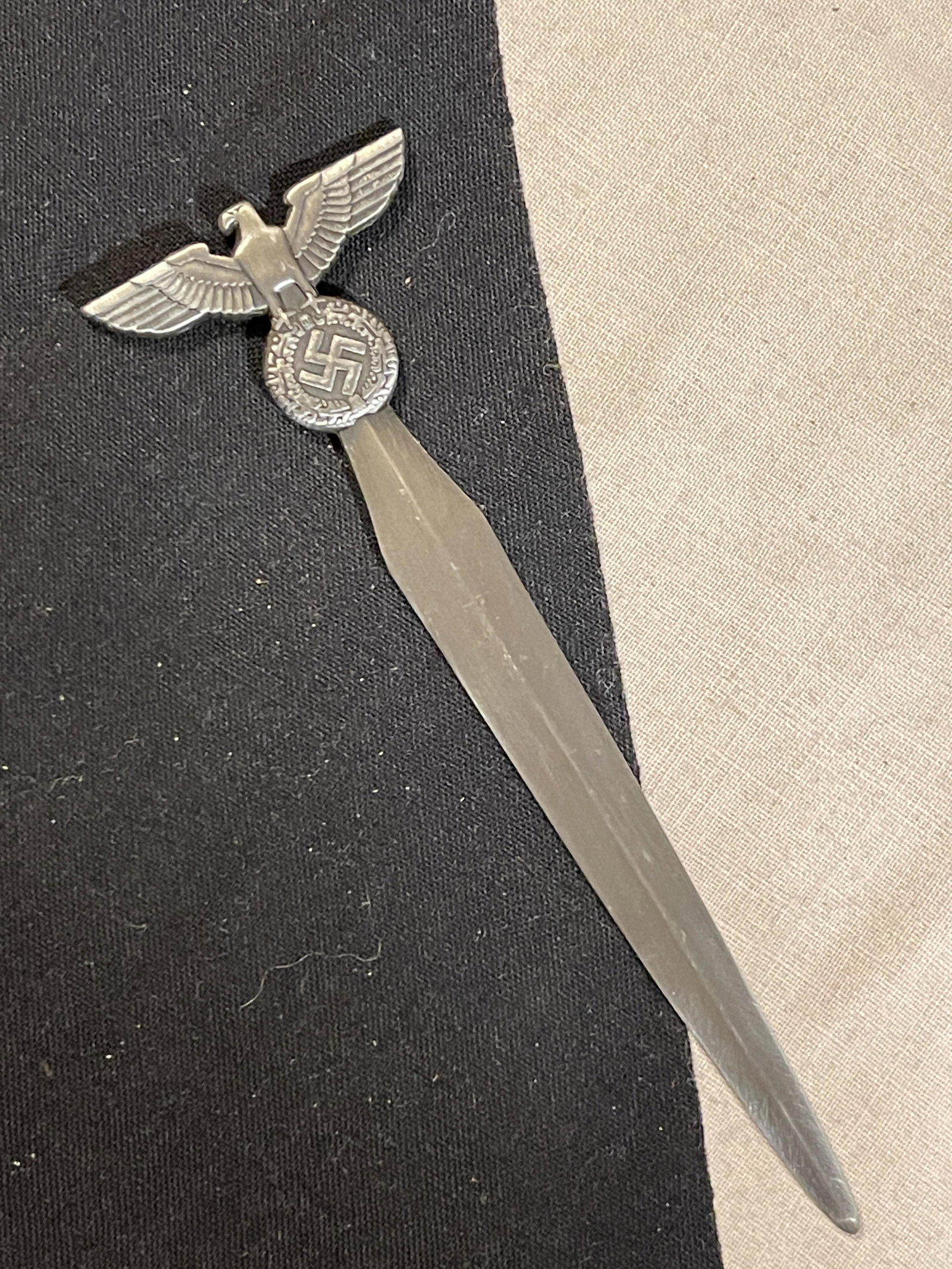 WW2 GERMAN NAZI LETTER OPENER: WW2 GERMAN NAZI LETTER OPENER. IN MINT OVERALL SHAPE AND CONDITION WITH A BEAUTIFUL OVERALL PATINA. A GREAT FIND AND AN EXCELLENT ADDITION TO YOUR COLLECTION.