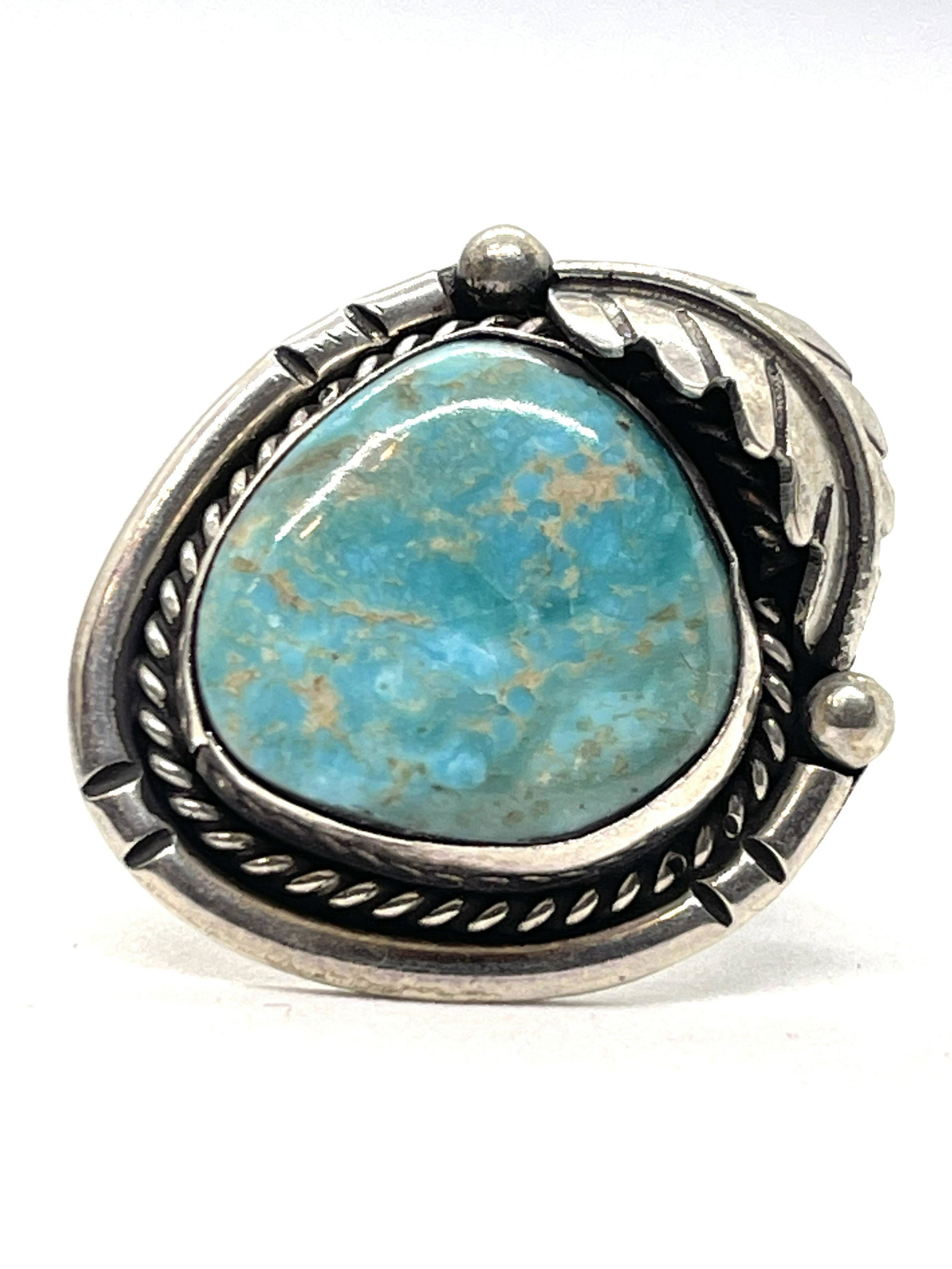 NATIVE AMERICAN STERLING SILVER TURQUOISE FEATHER RING (1 of 4)