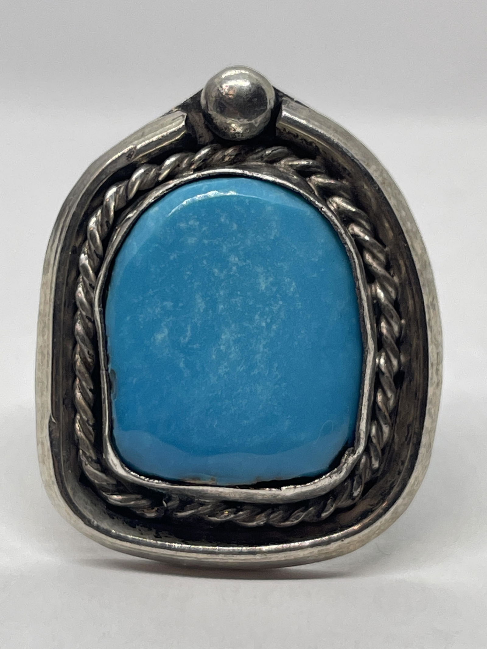 NATIVE AMERICAN STERLING SILVER TURQUOISE RING SZ 9 (1 of 2)