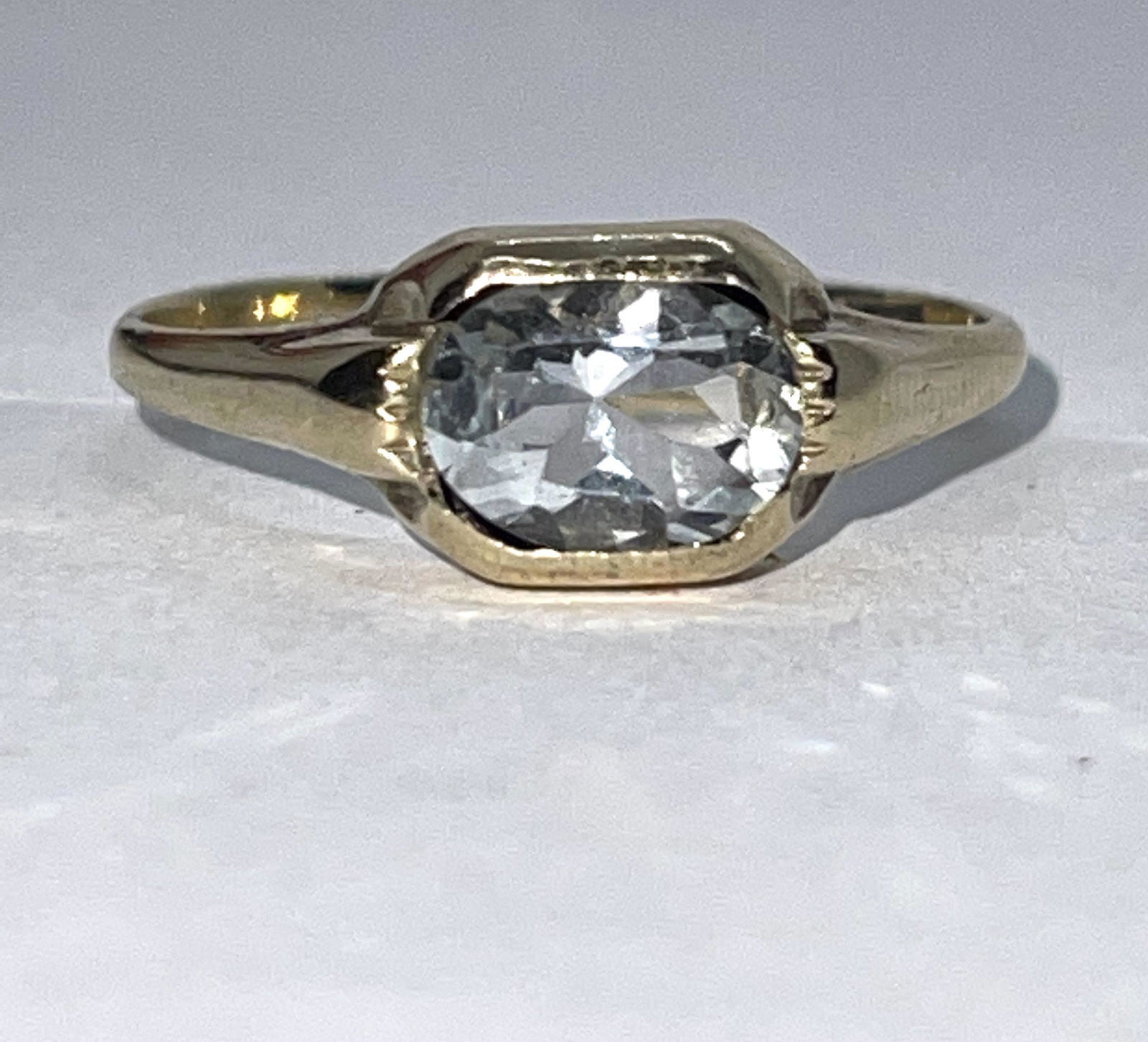 ANTIQUE 10K GOLD 3/4 AQUAMARINE COCKTAIL RING SZ 7 (1 of 2)
