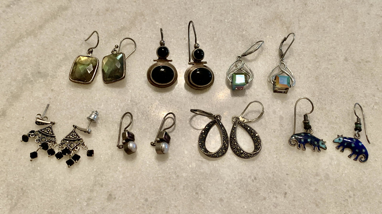 ESTATE LOT OF (7) PAIRS OF STERLING SILVER EARRINGS (1 of 4)