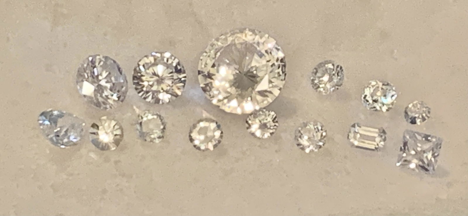 ESTATE COLLECTION LOT OF LOOSE GEMSTONES (1 of 6)