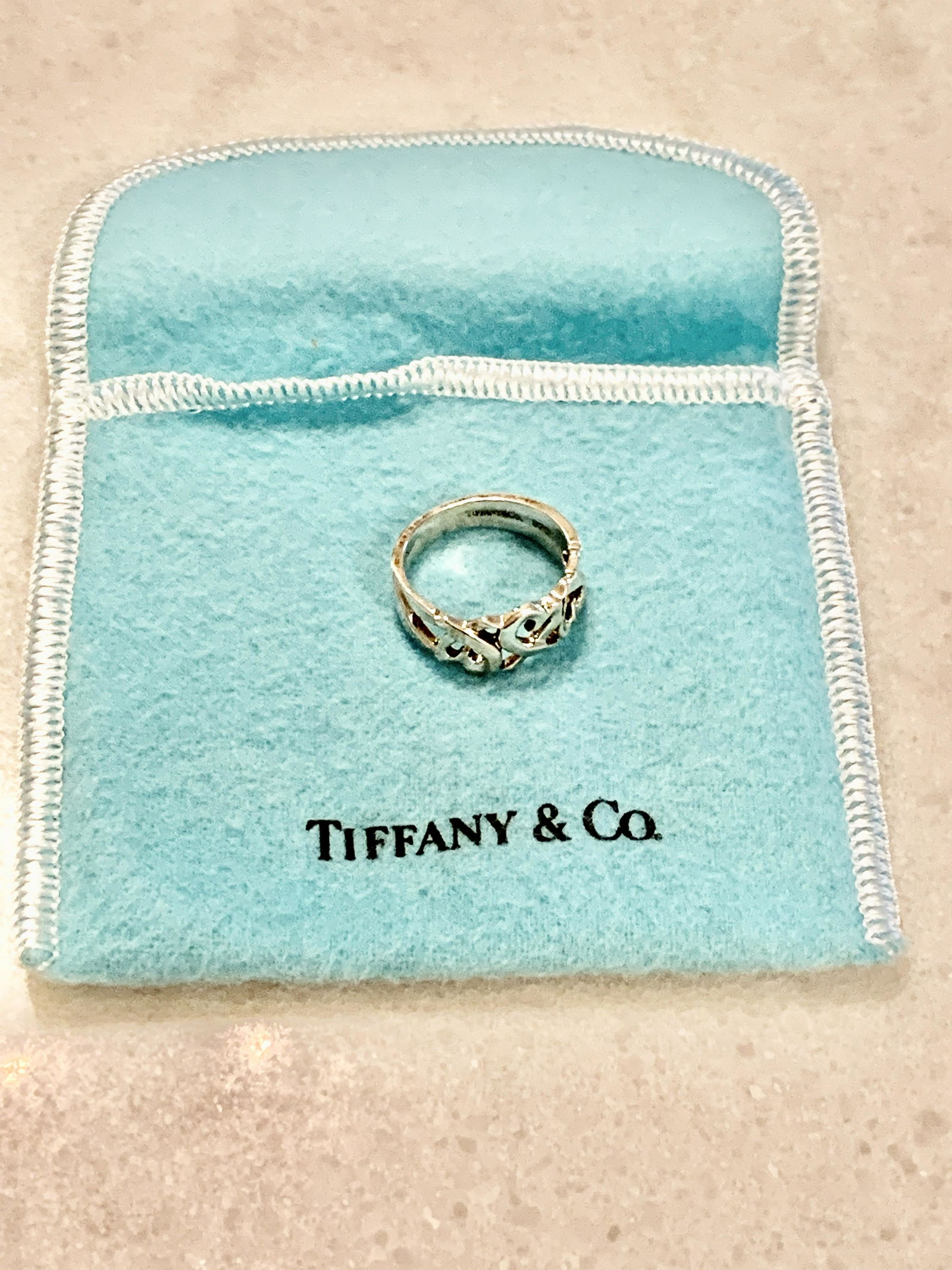 TIFFANY & CO. STERLING SILVER COCKTAIL RING SZ 7 (1 of 8)
