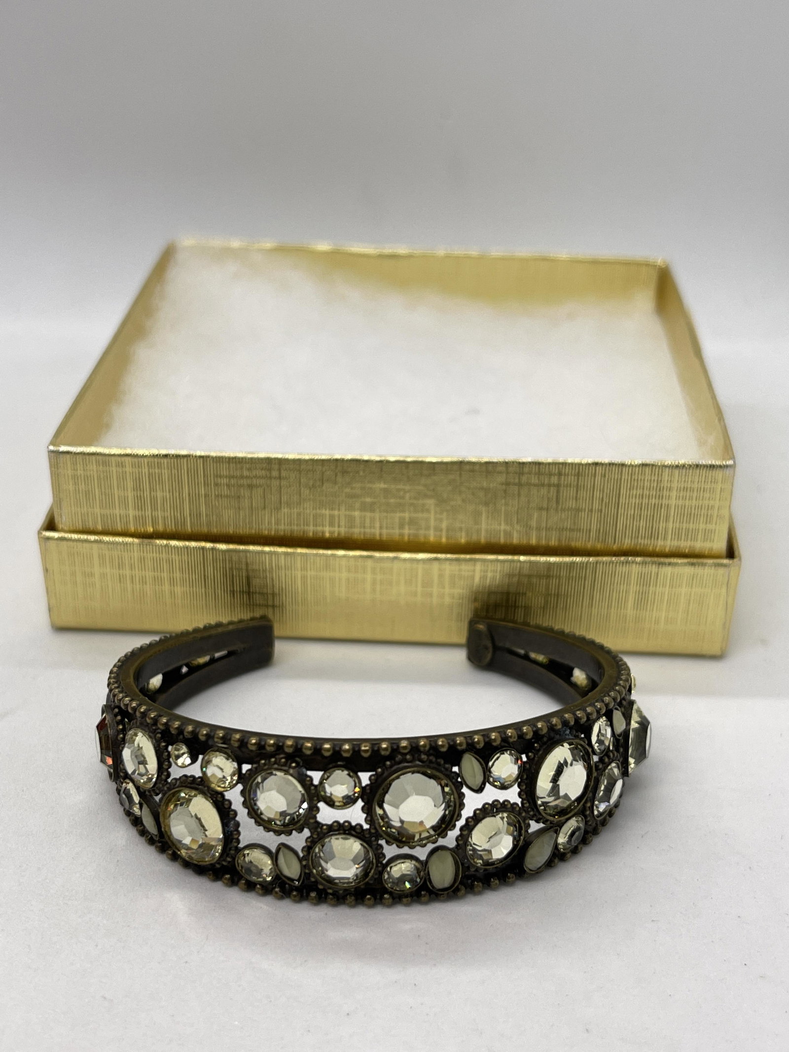 SORRELLI CRYSTAL CUFF BRACELET W/YELLOW TONE CRYSTALS (1 of 4)