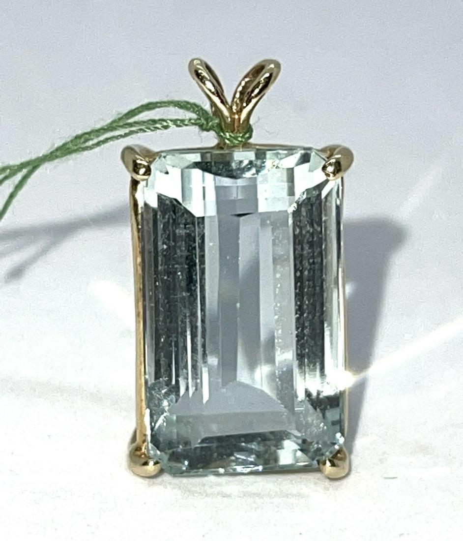 ESTATE 14K GOLD 13.55 CT AQUAMARINE PENDANT (1 of 5)