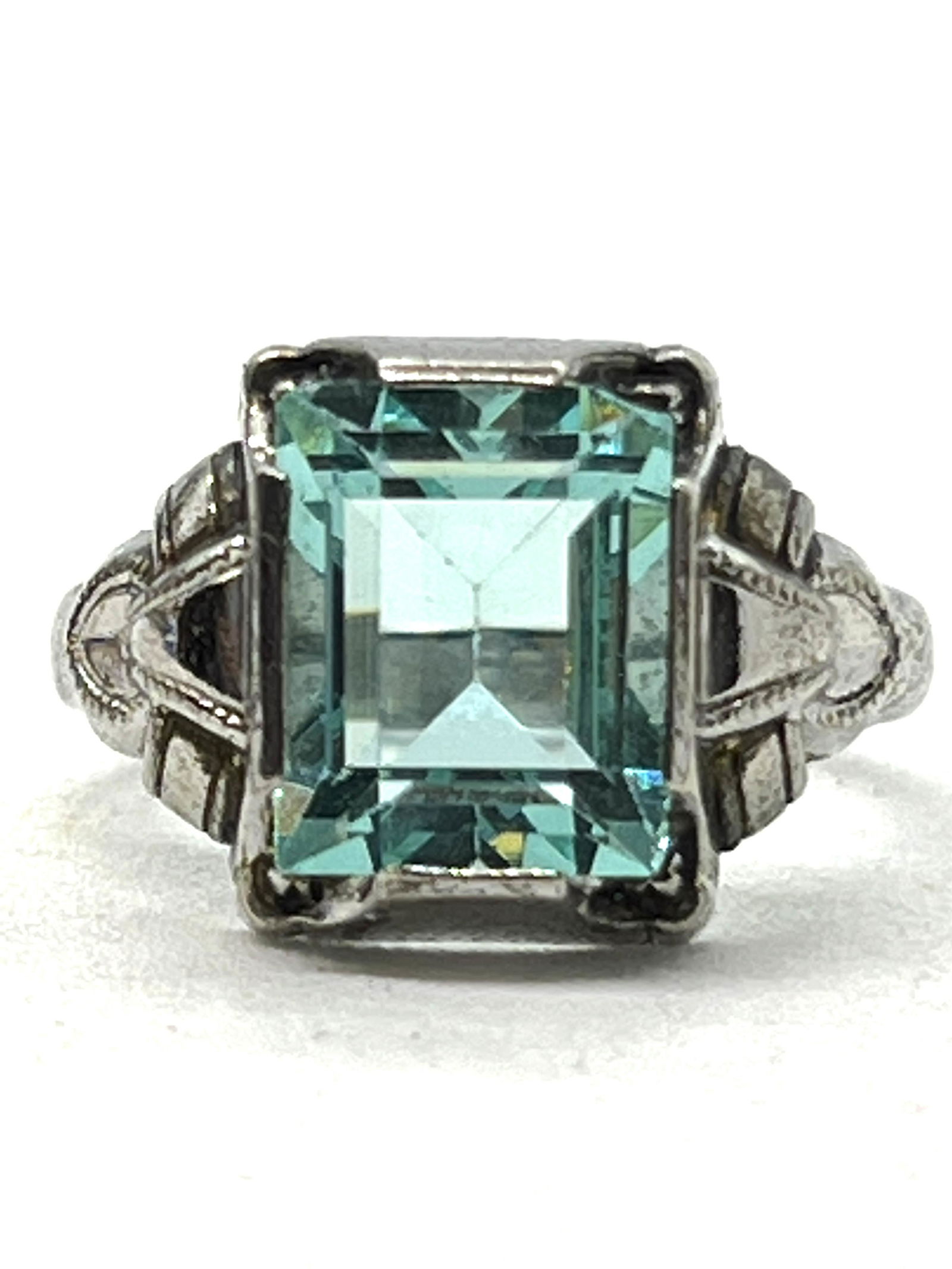 ART DECO STERLING 2 CT GREEN STONE COCKTAIL RING SZ 6.5 (1 of 3)
