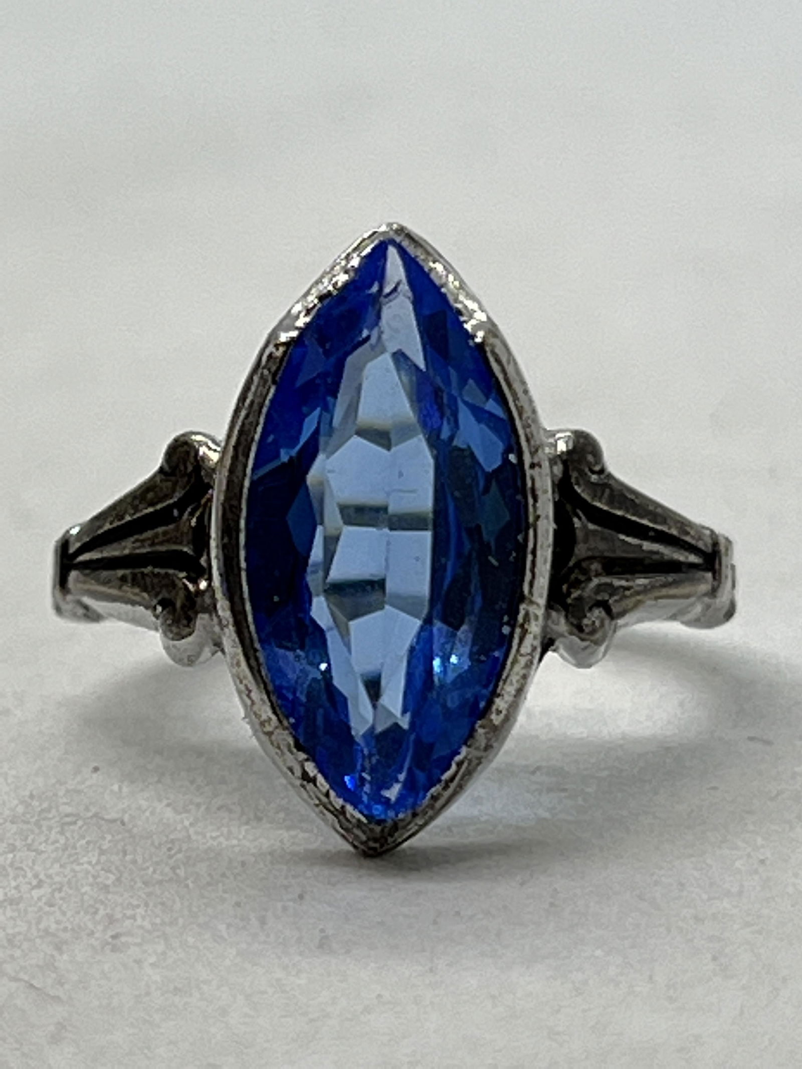 ART DECO STERLING 3 CT BLUE STONE FILIGREE RING SZ 6 (1 of 3)