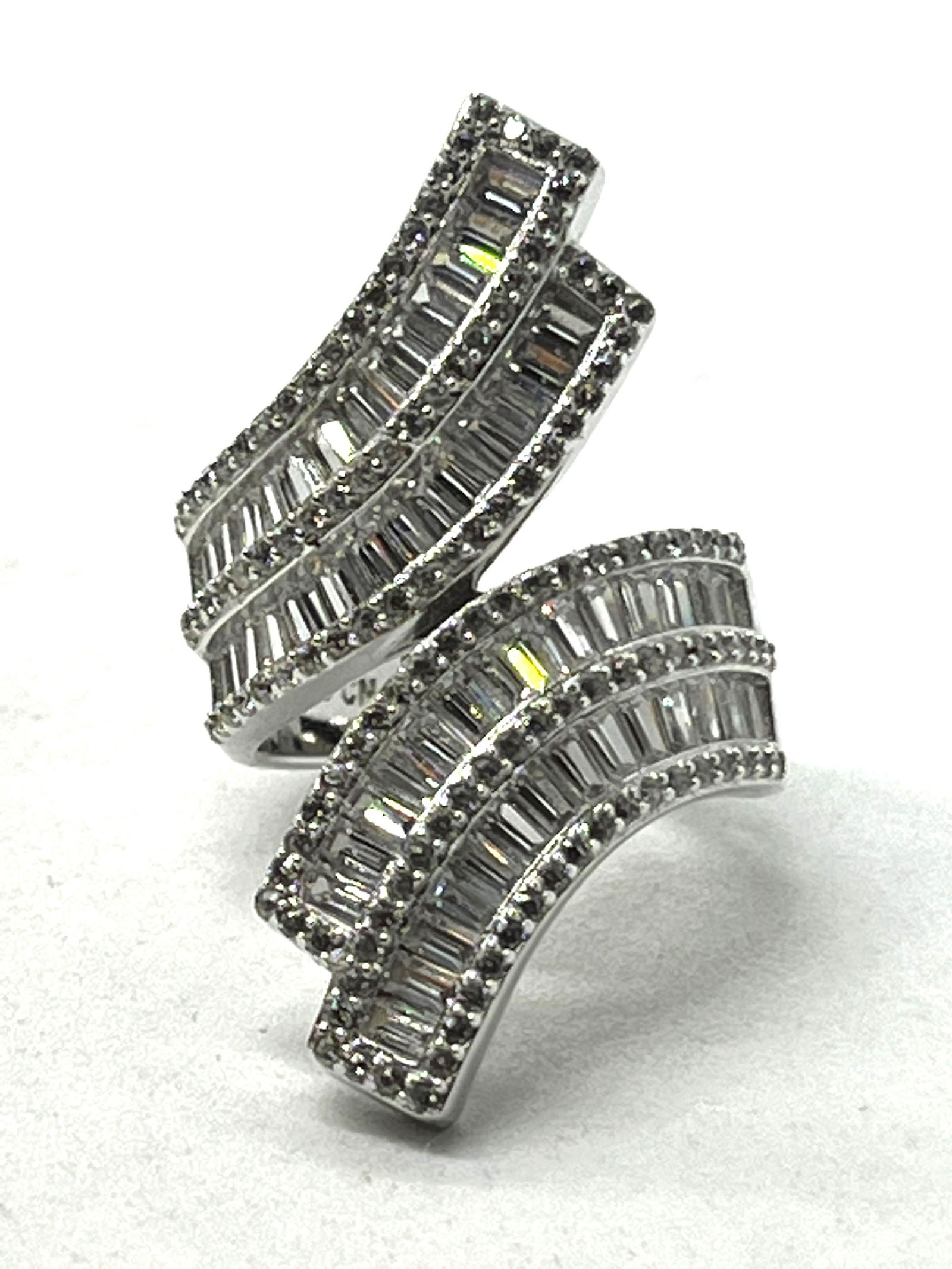 MODERN STERLING SILVER COCKTAIL RING SZ 7 (1 of 3)