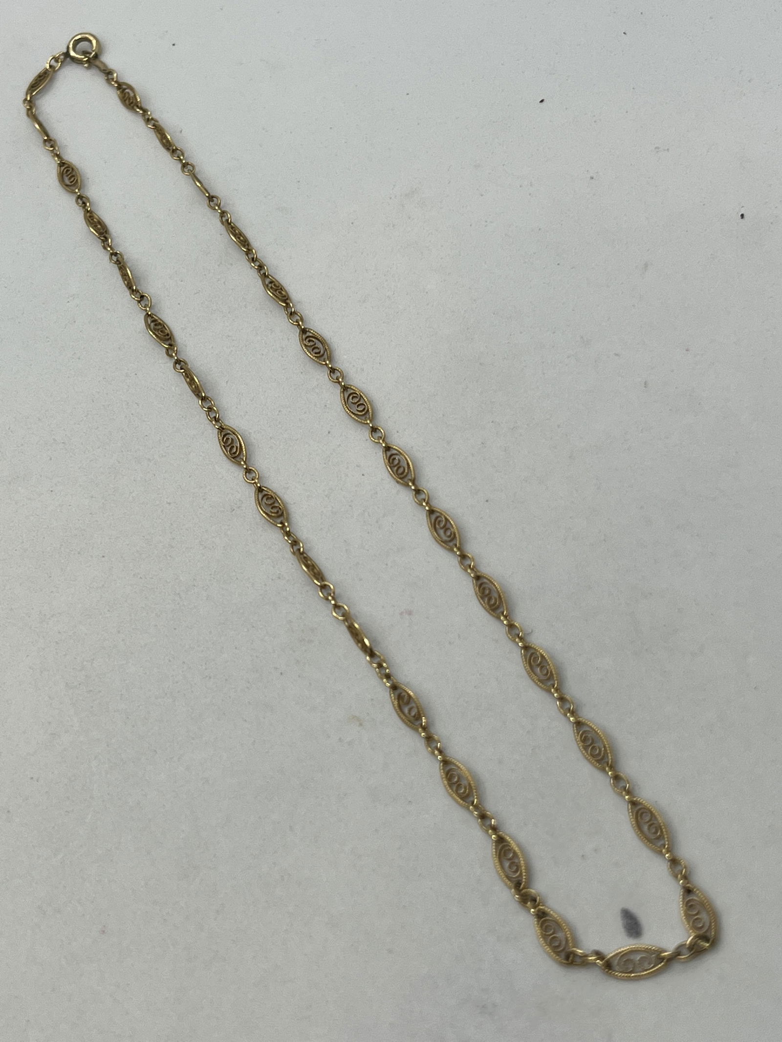 ART DECO GOLD FILLED FILIGREE NECKLACE (1 of 3)