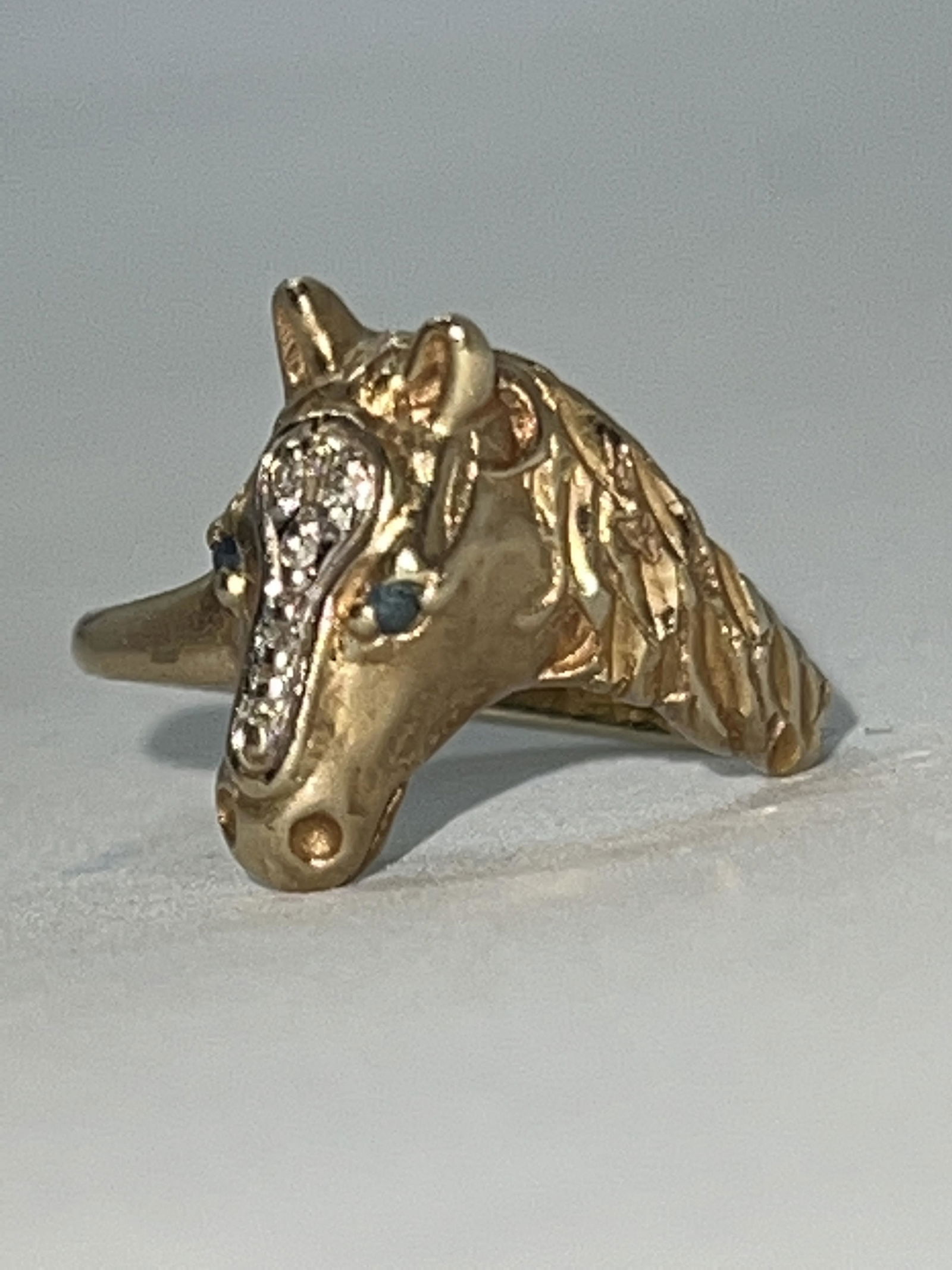 EQUSTRIAN 10K GOLD DIAMONDS RUBY & SAPPHIRE HORSE RING (1 of 2)