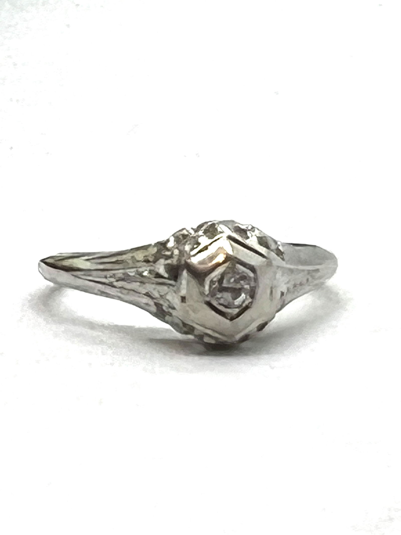 ART DECO 14K GOLD FILIGREE DIAMOND RING SZ 4 (1 of 2)