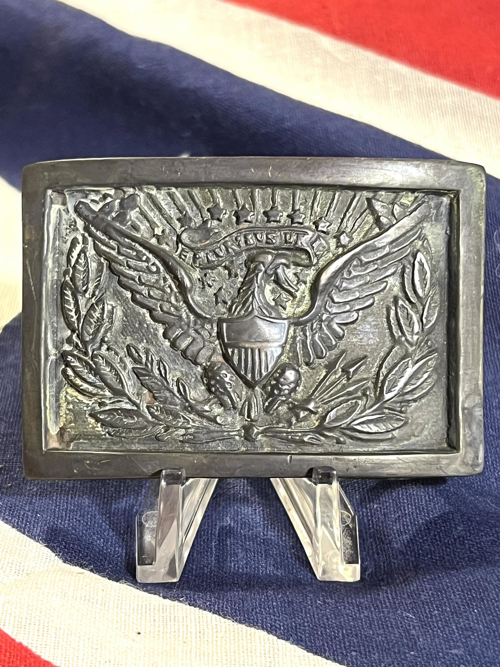 RARE CIVIL WAR OFFICER CONFEDERATE EAGLE BELT BUCKLE: RARE CIVIL WAR OFFICER CONFEDERATE EAGLE BELT BUCKLE. IN MINT OVERALL SHAPE AND CONDITION WITH A BEAUTIFUL OVERALL PATINA. HAS A GREAT LOOK TO IT WITH AN EXCELLENT OVERALL EYE APPEAL. PLEASE VIEW ALL 
