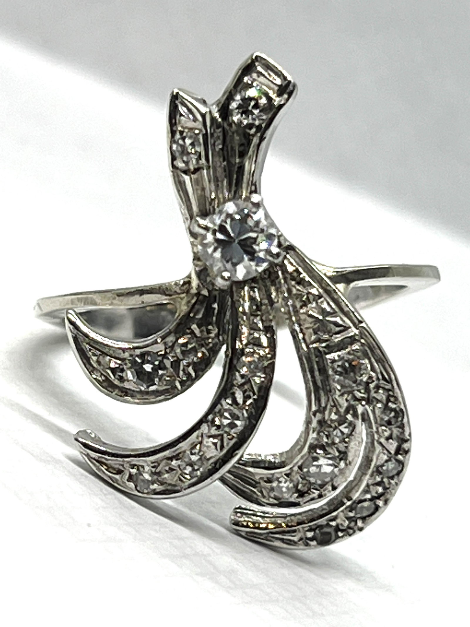 ART DECO 14K GOLD 0.50 VS,G DIAMOND RING SZ 8 (1 of 3)
