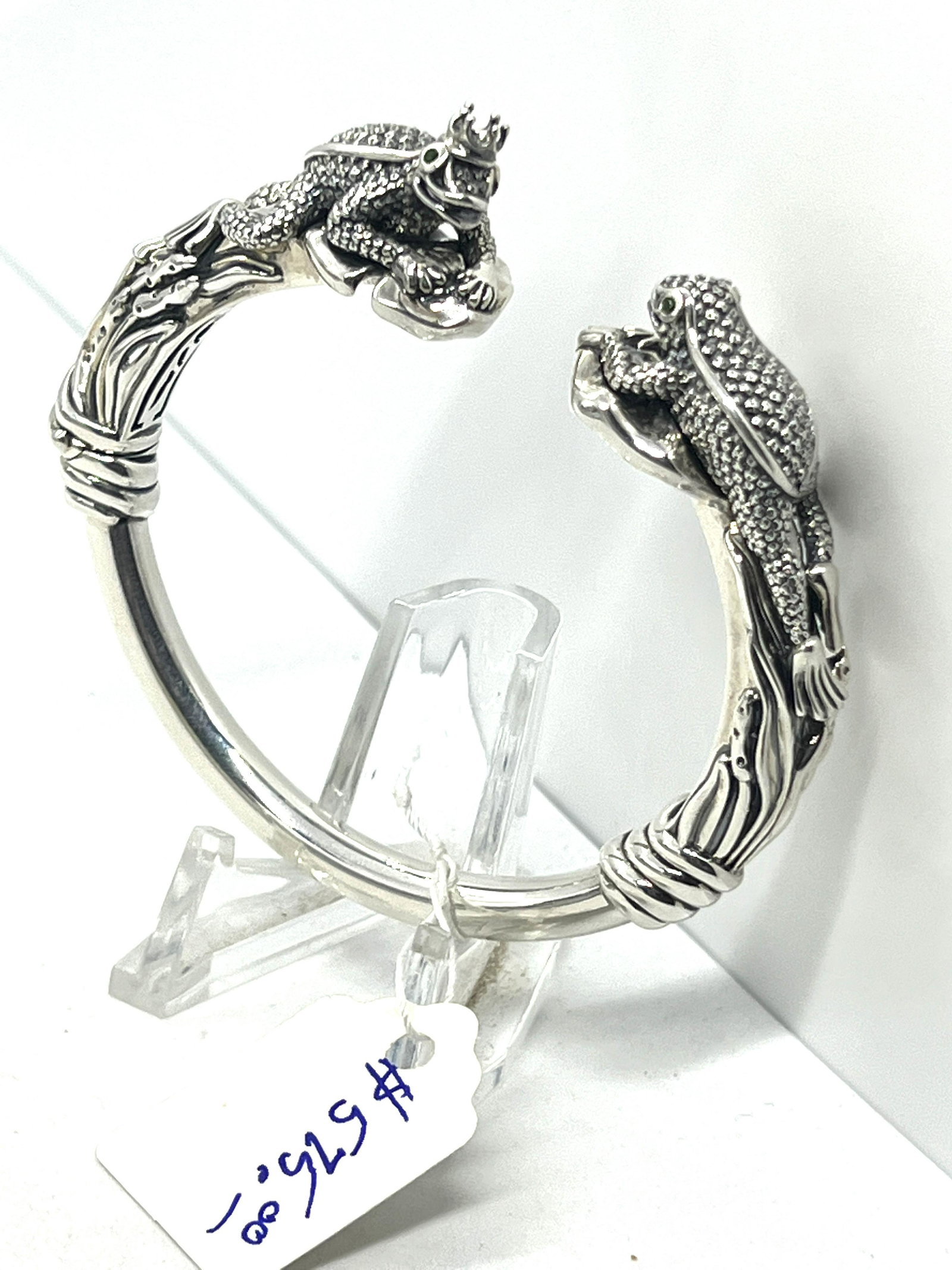 KC STUDIO STERLING SILVER LEAPING FROG BANGLE BRACELET (1 of 8)