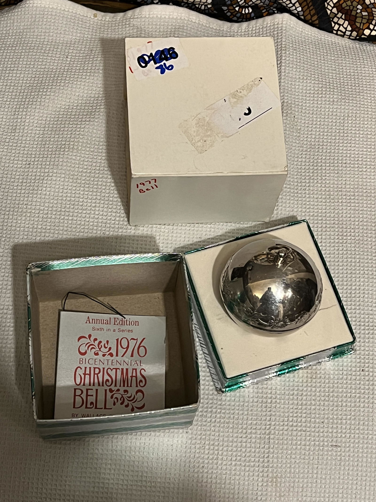 1976 BICENTENNIAL CHRISTMAS SILVER BELL (1 of 3)